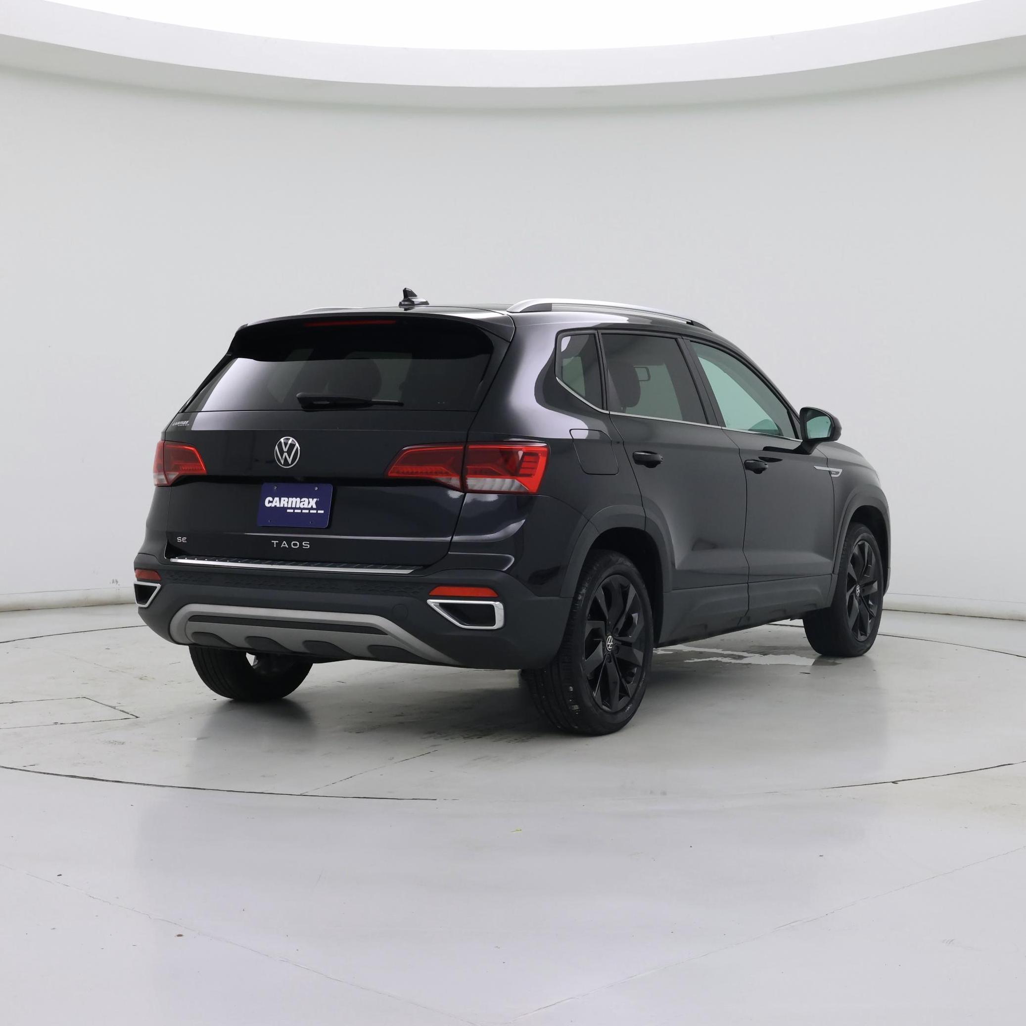 Thumbnail: 2022 Volkswagen Taos - 8