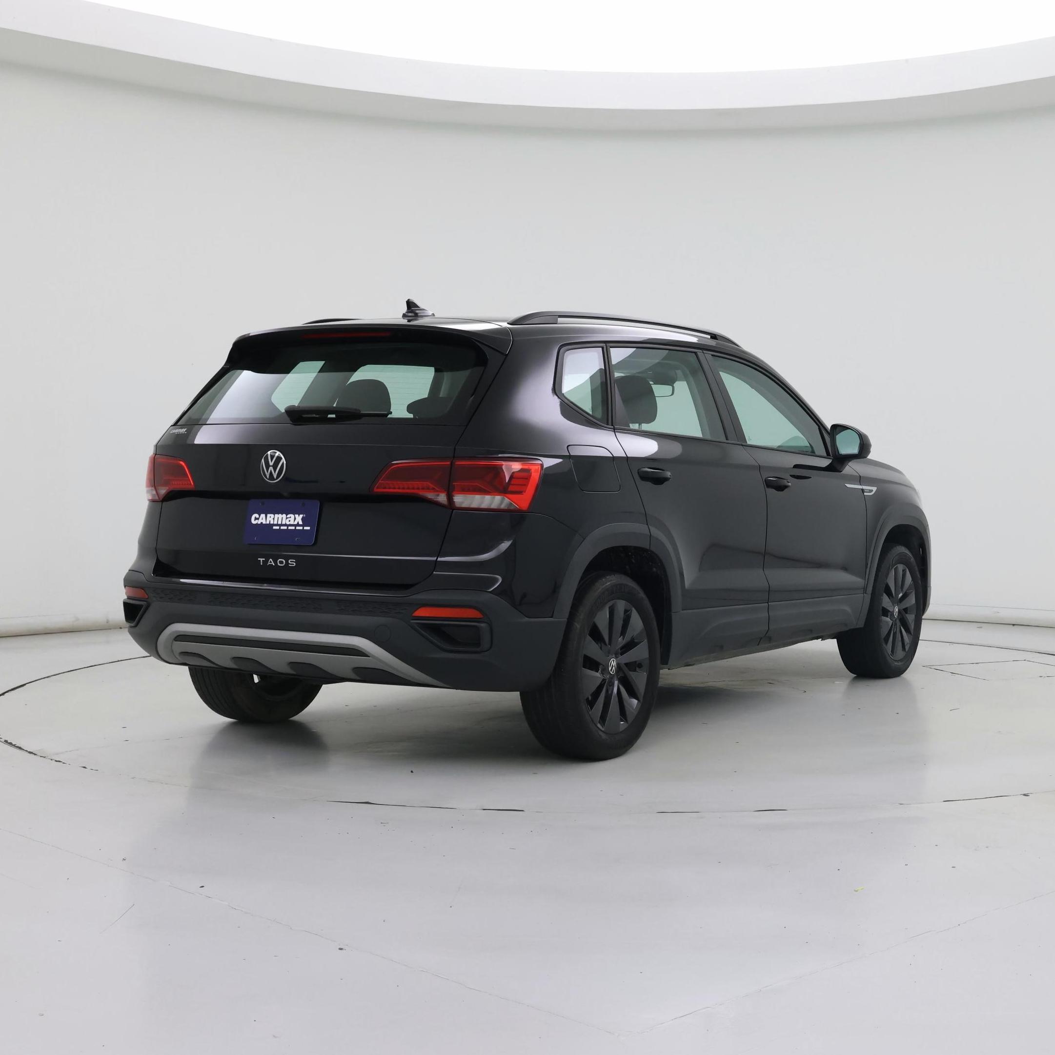 Thumbnail: 2023 Volkswagen Taos - 8