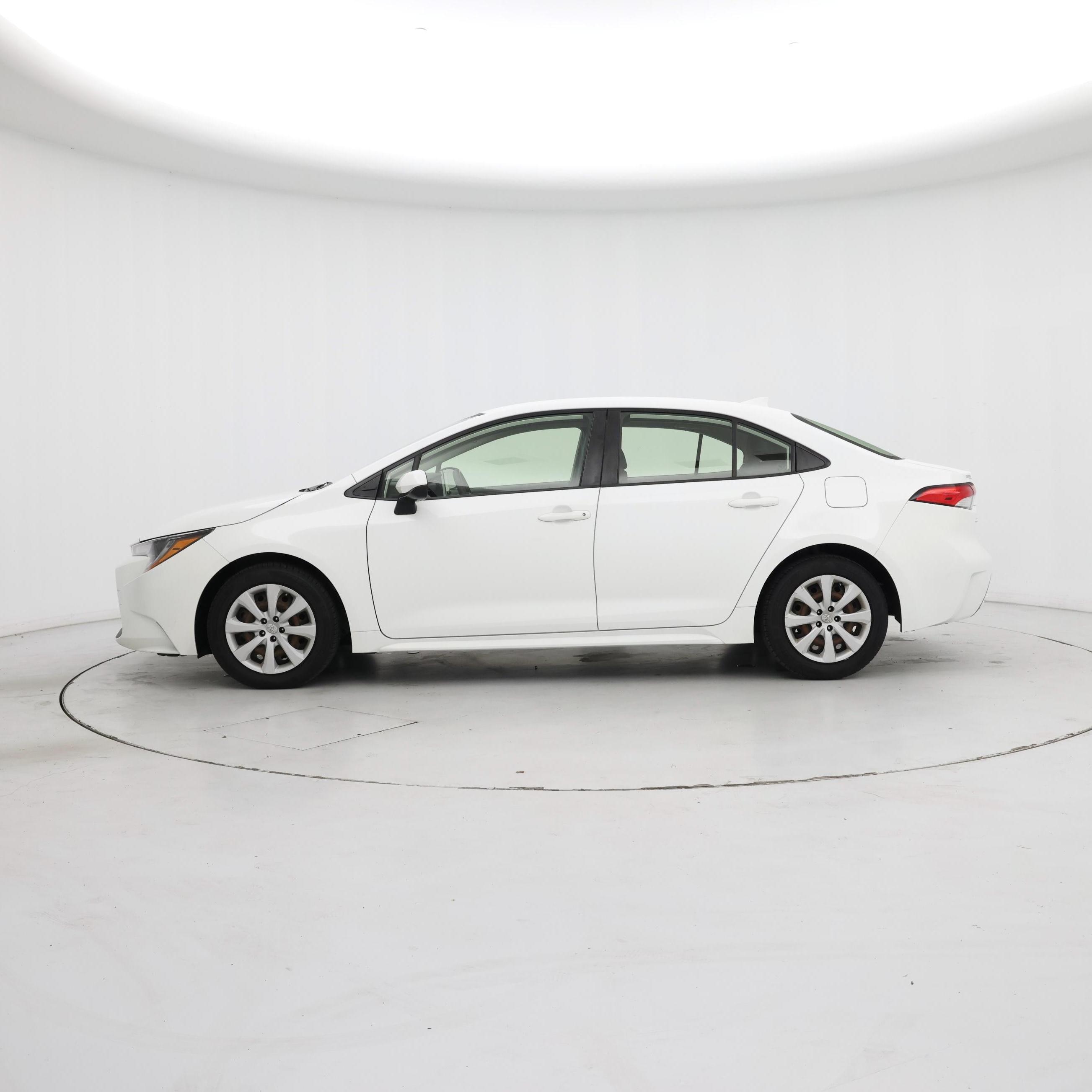 Thumbnail: 2021 Toyota Corolla - 3
