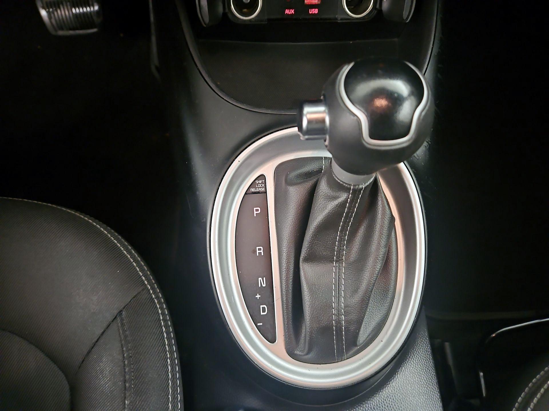 Thumbnail: 2017 Kia Soul - 17
