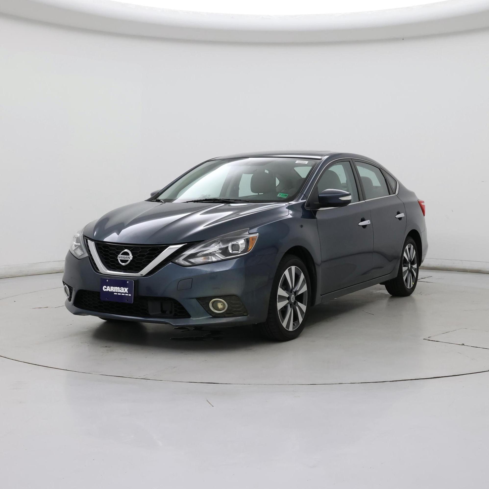 Thumbnail: 2017 Nissan Sentra - 4