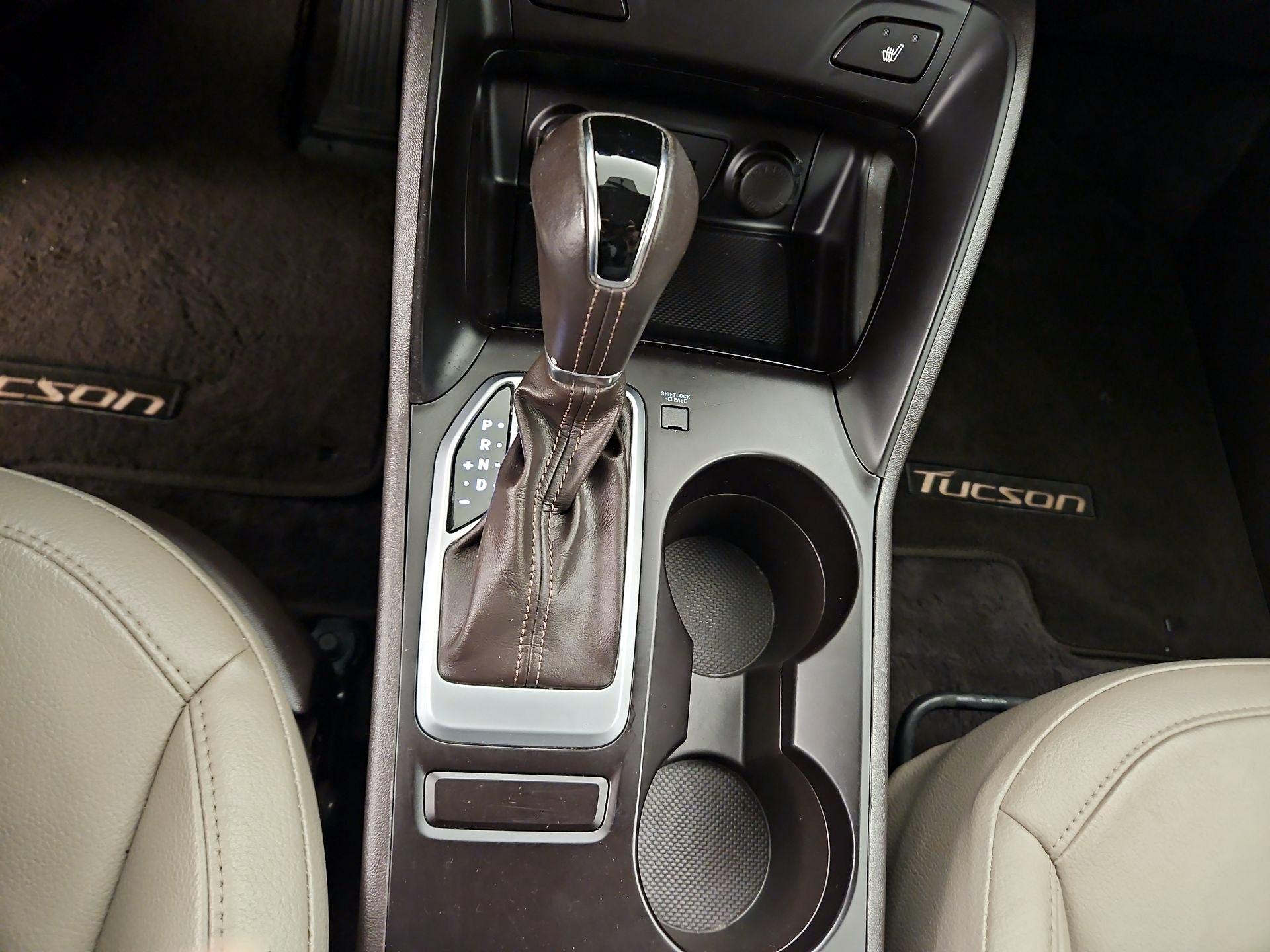 Thumbnail: 2015 Hyundai Tucson - 17