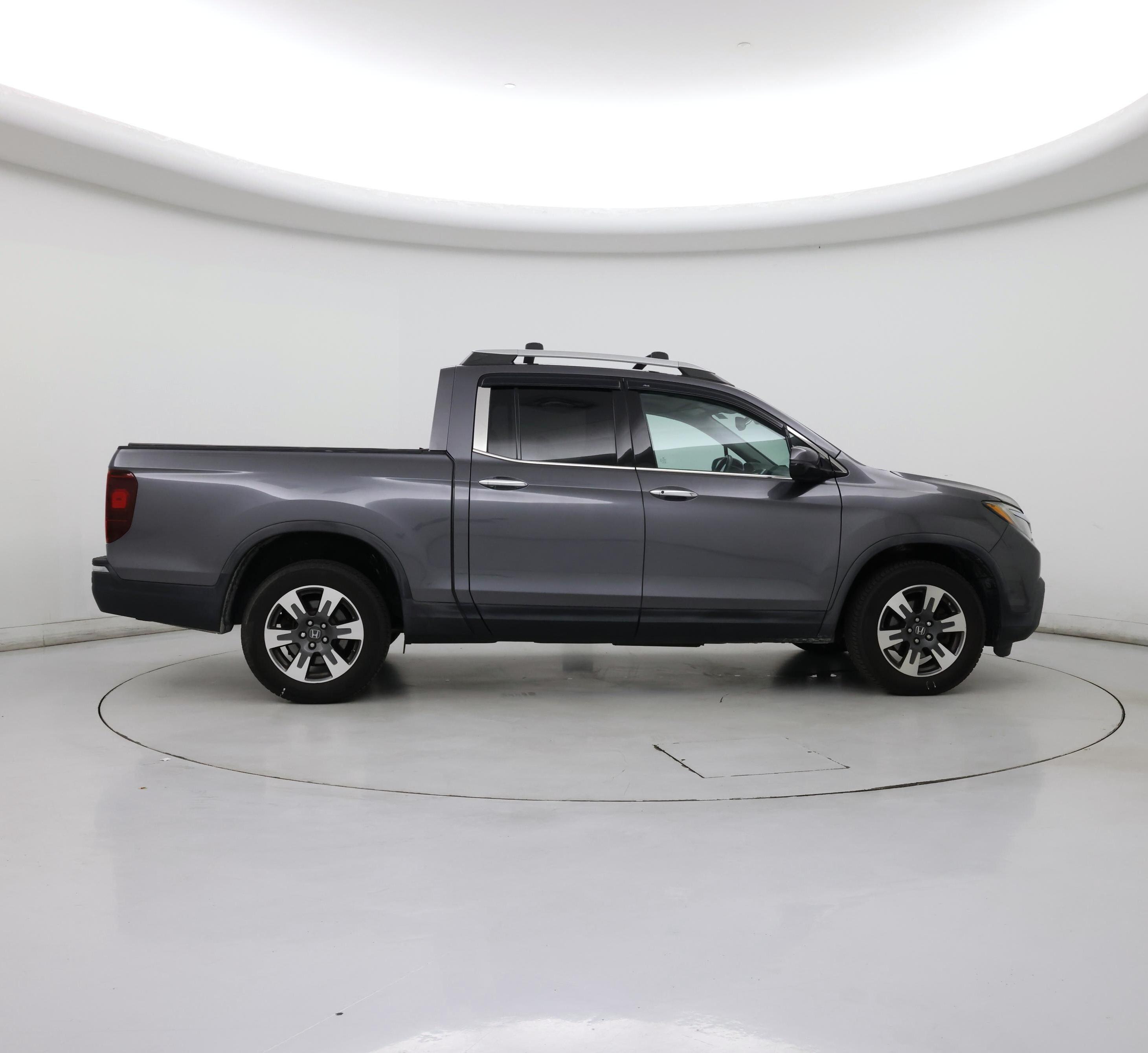 Thumbnail: 2017 Honda Ridgeline - 7