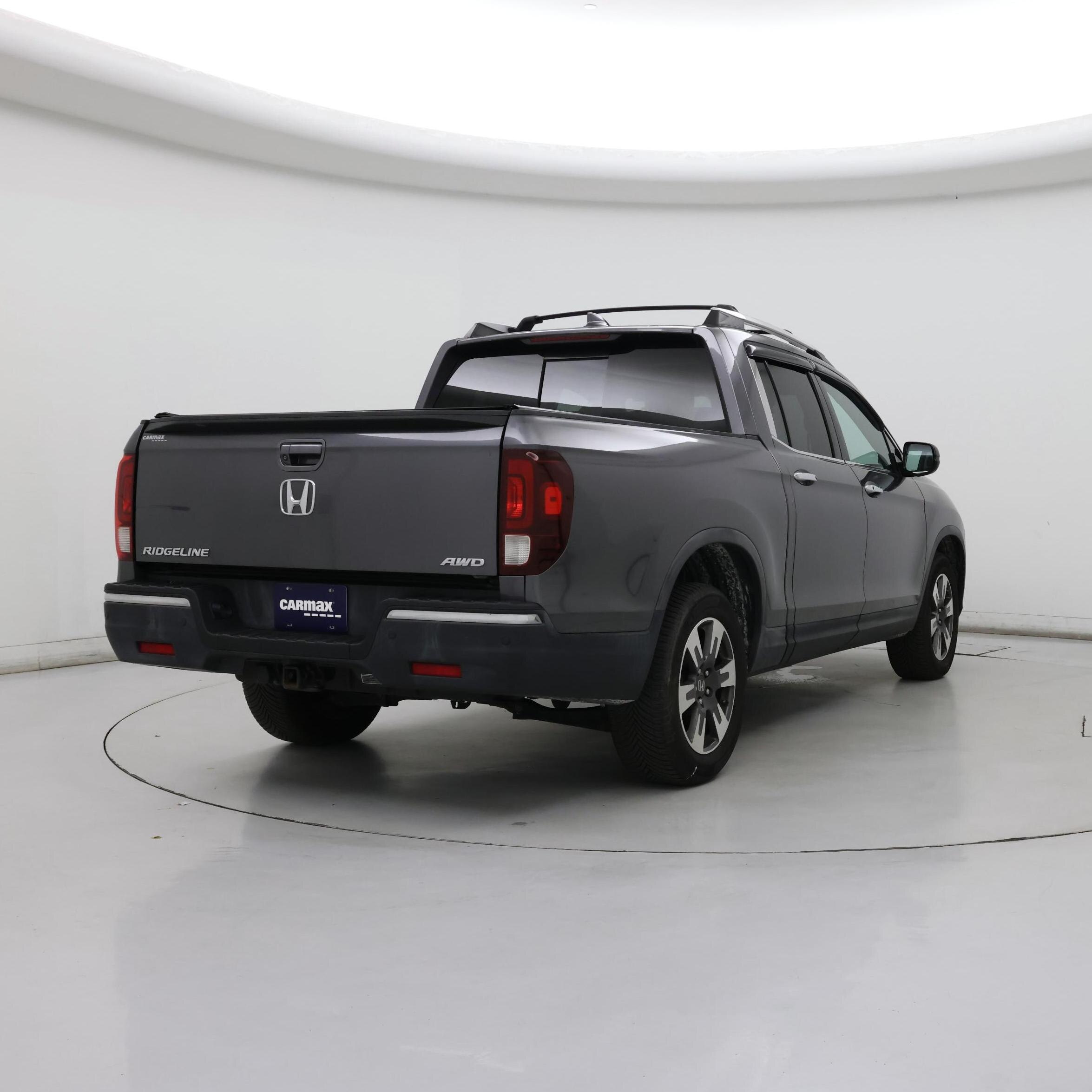 Thumbnail: 2017 Honda Ridgeline - 8