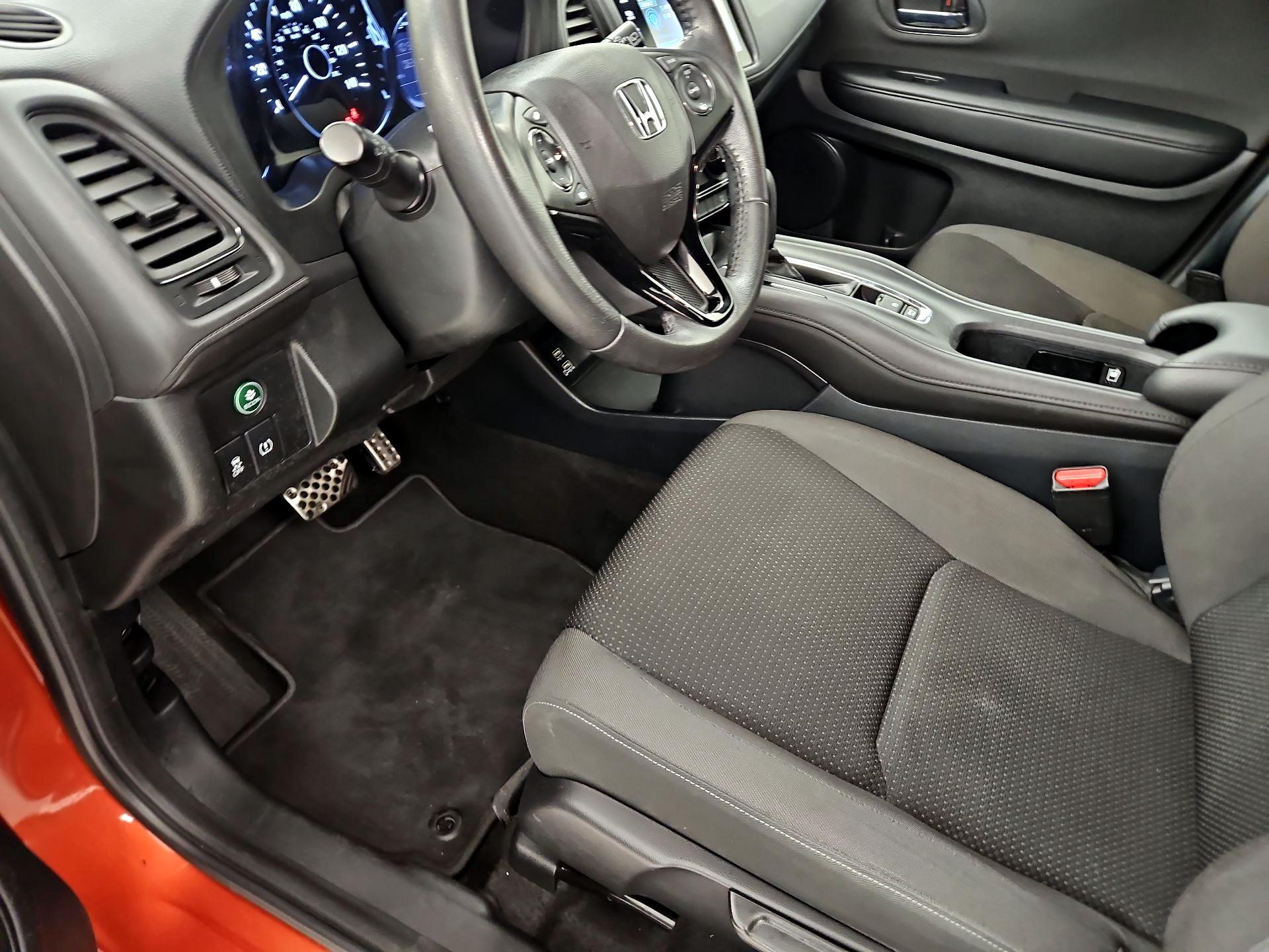 Thumbnail: 2019 Honda HR-V - 11