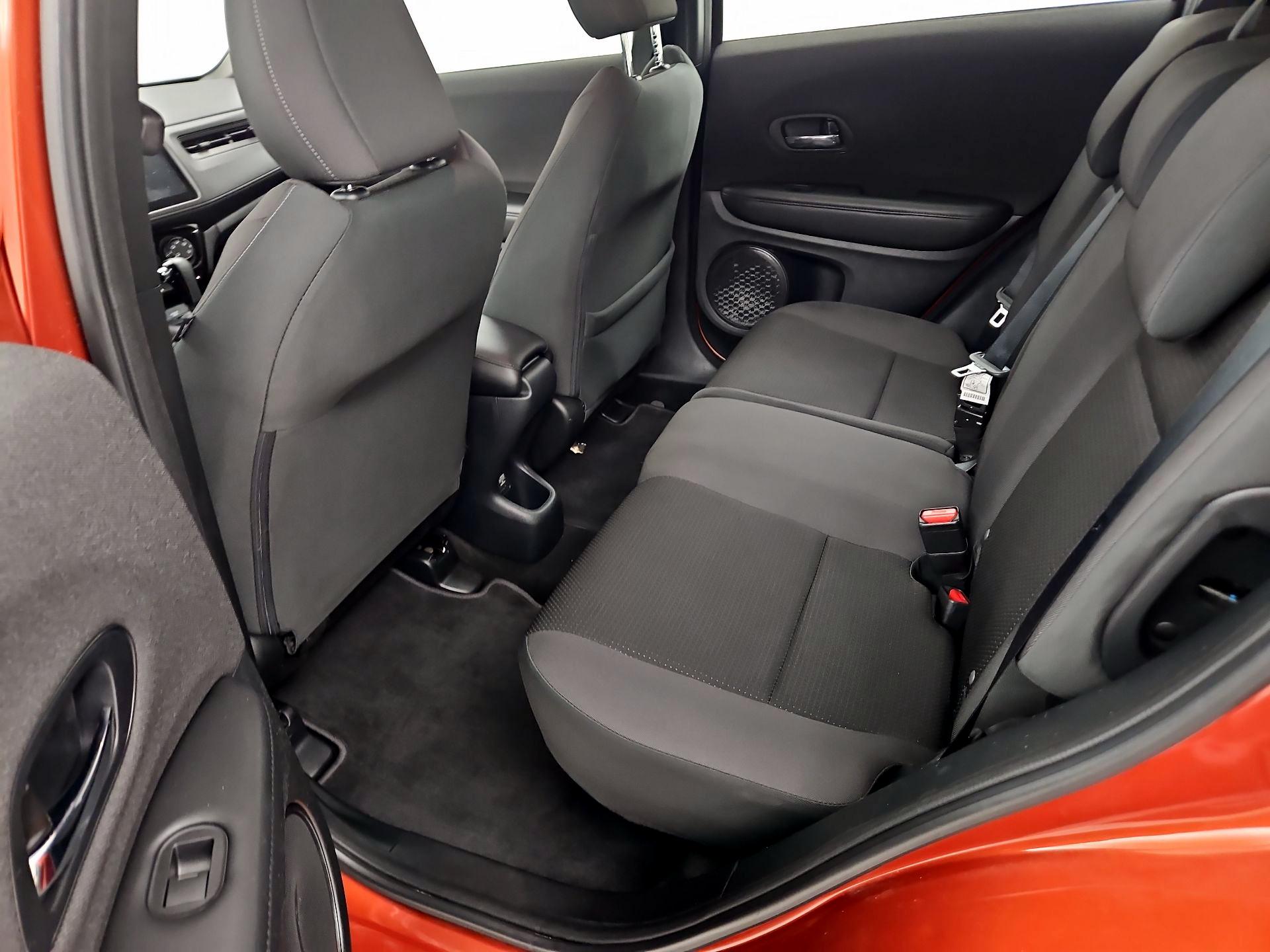 Thumbnail: 2019 Honda HR-V - 19