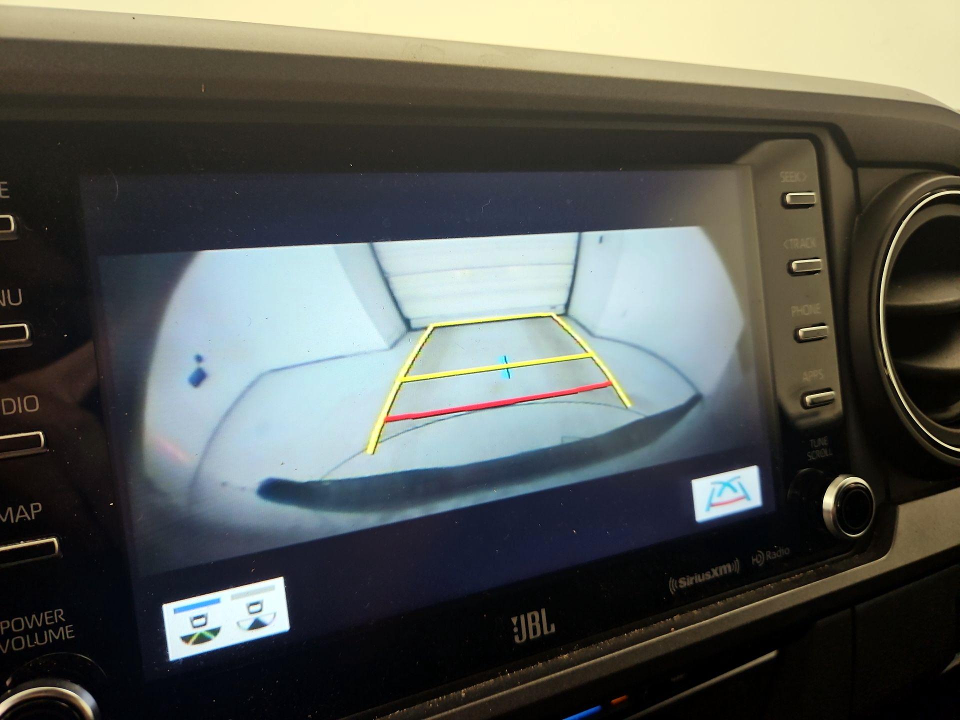 Thumbnail: 2020 Toyota Tacoma - 15