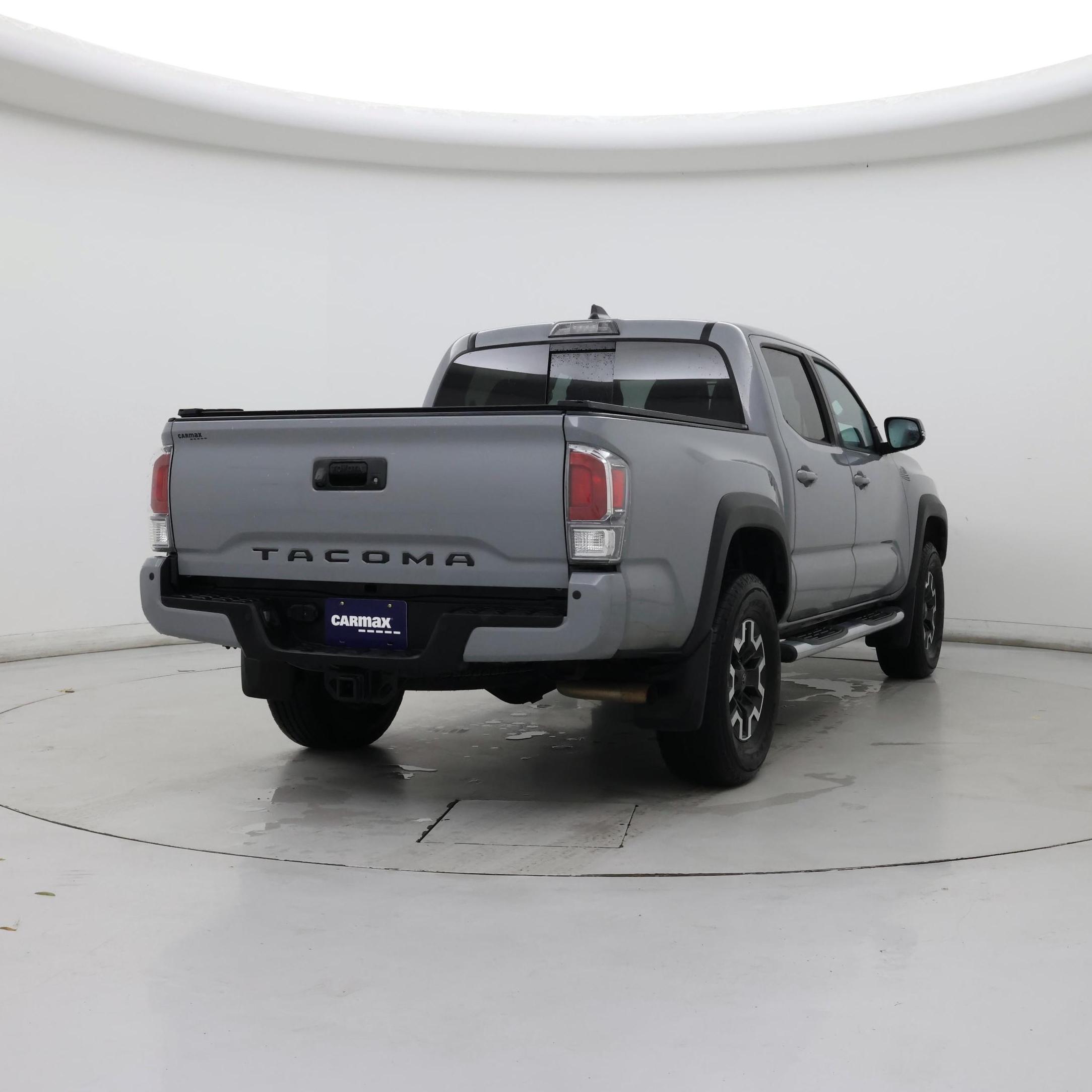 Thumbnail: 2020 Toyota Tacoma - 8