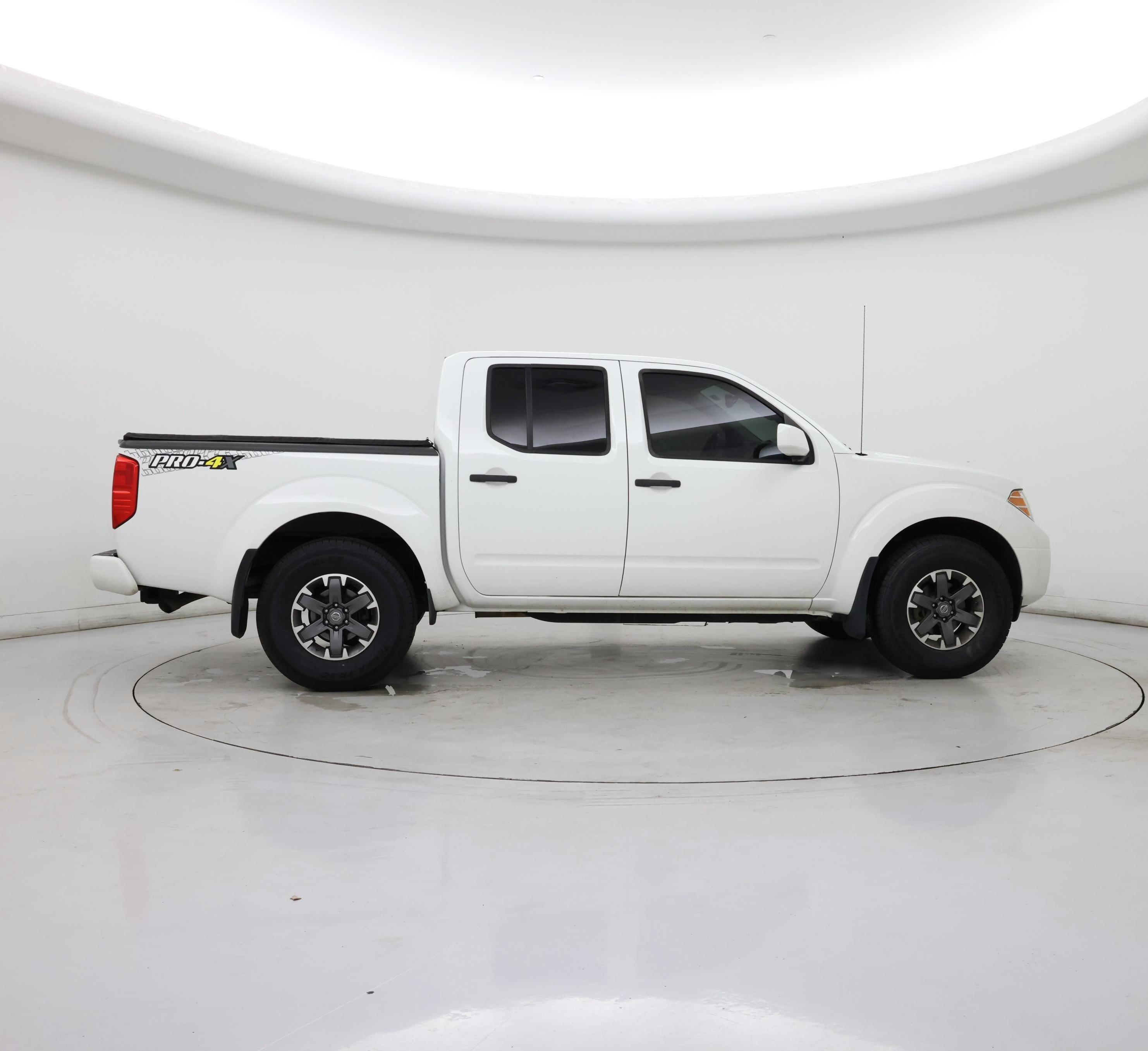 Thumbnail: 2018 Nissan Frontier - 7