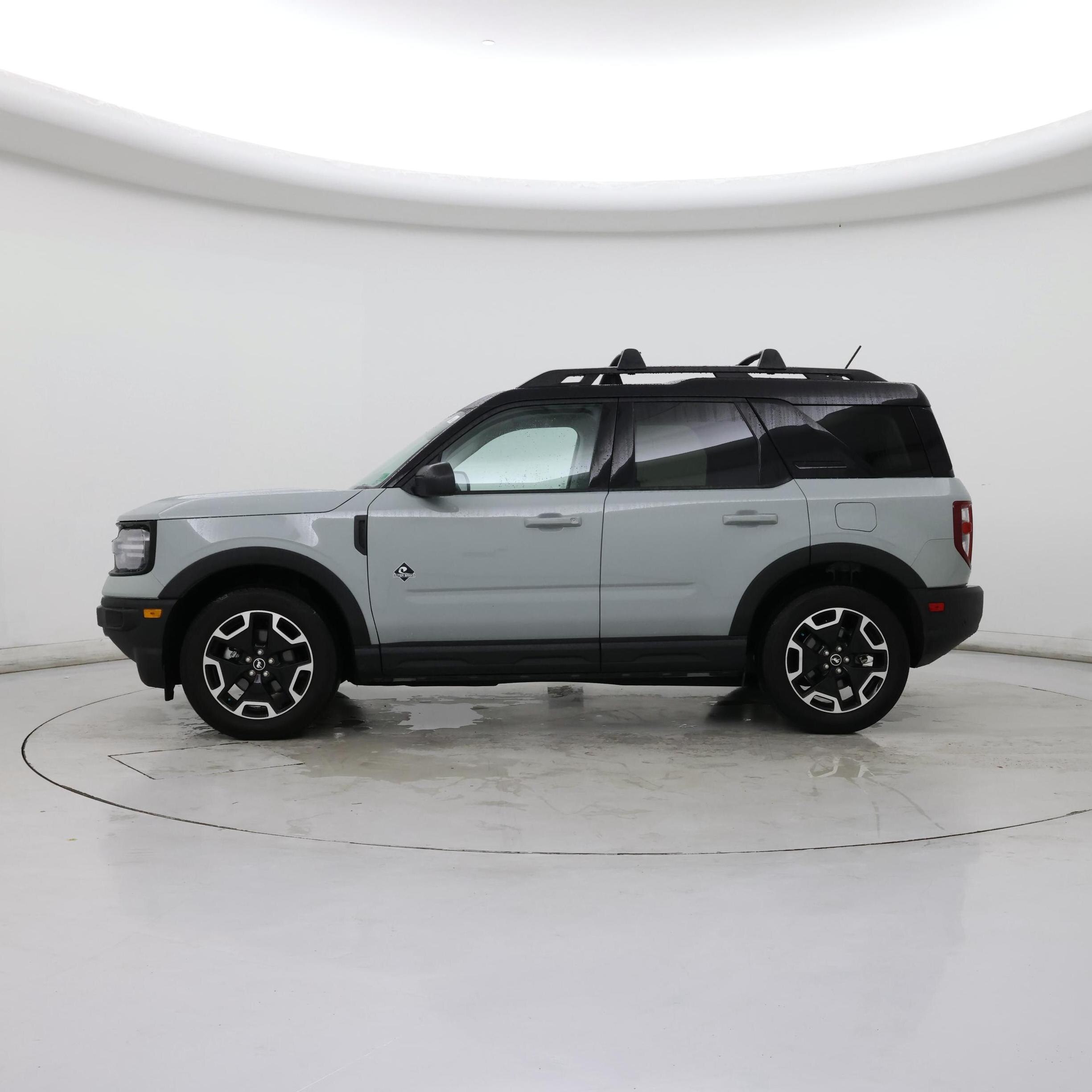 Thumbnail: 2023 Ford Bronco Sport - 3