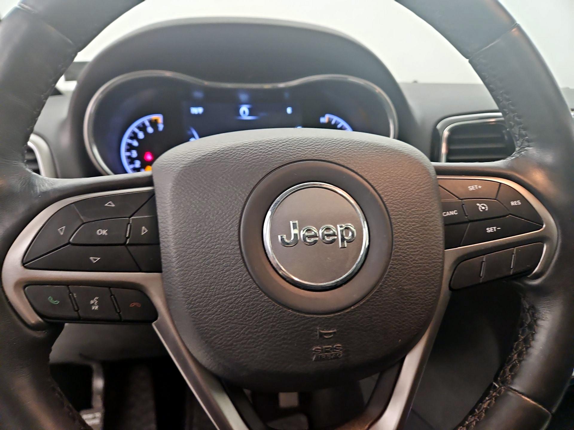 Thumbnail: 2019 Jeep Grand Cherokee - 10
