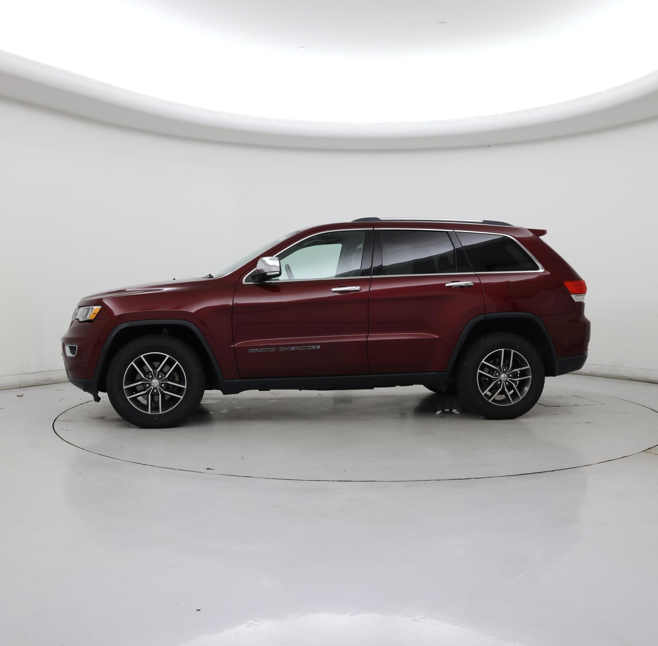 Thumbnail: 2017 Jeep Grand Cherokee - 3