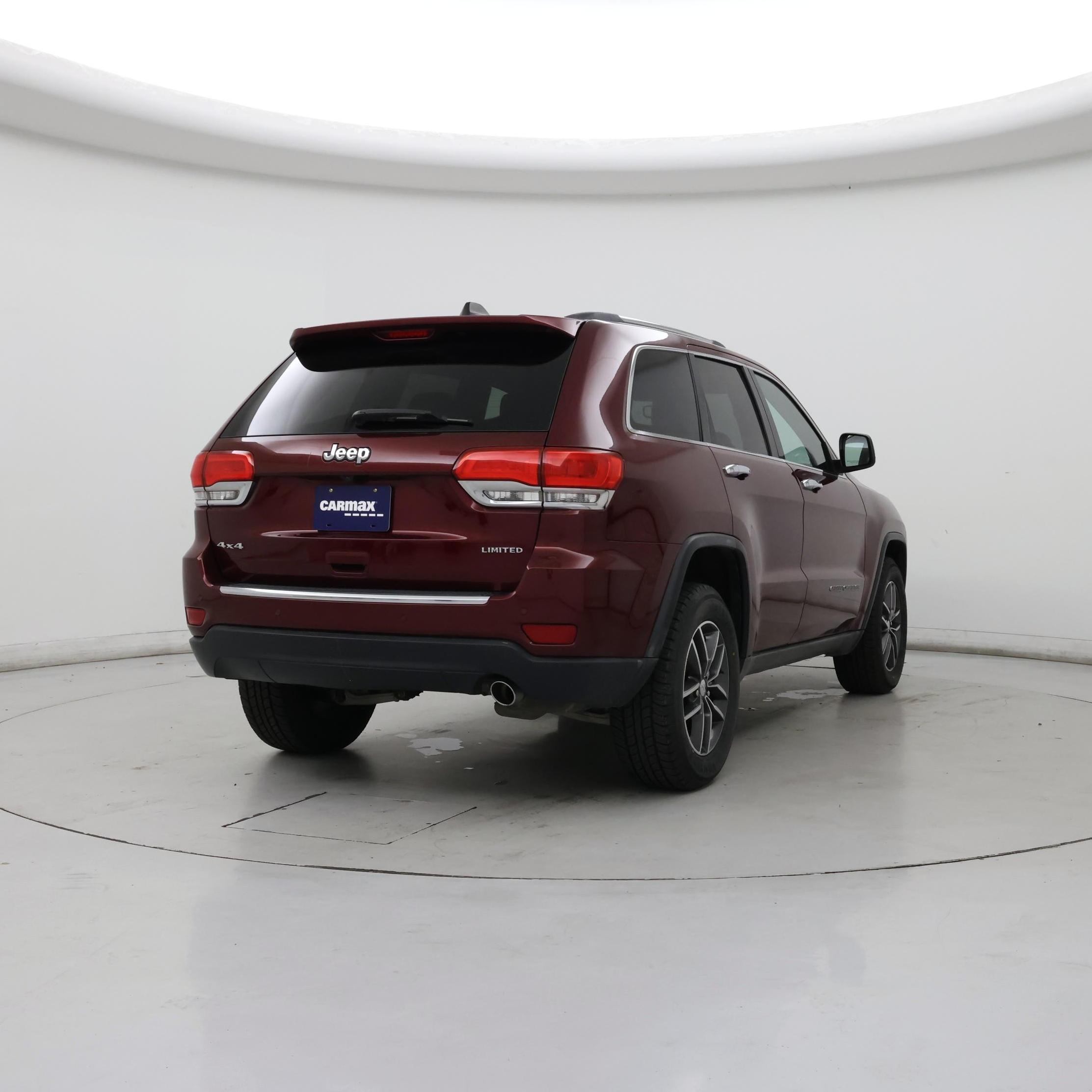Thumbnail: 2017 Jeep Grand Cherokee - 8