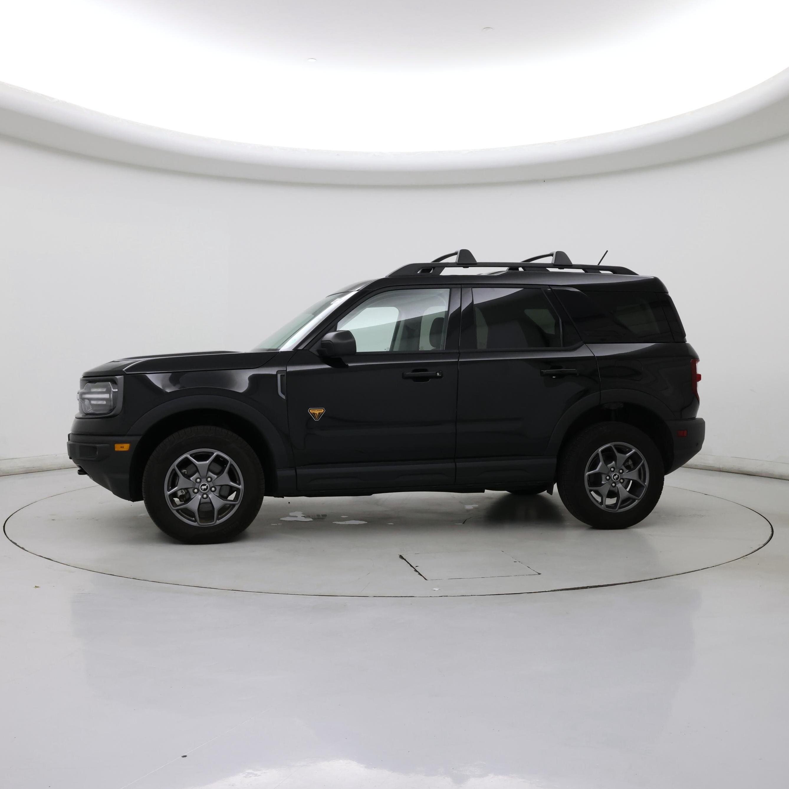 Thumbnail: 2023 Ford Bronco Sport - 3