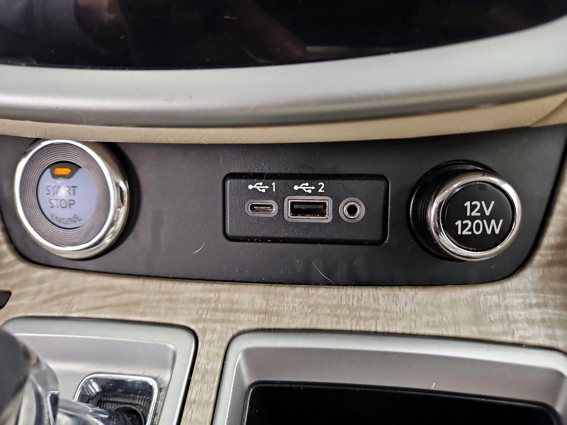 Thumbnail: 2019 Nissan Murano - 19