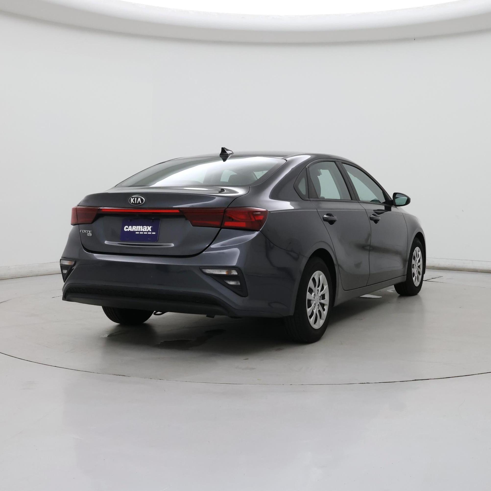 Thumbnail: 2021 Kia Forte - 8