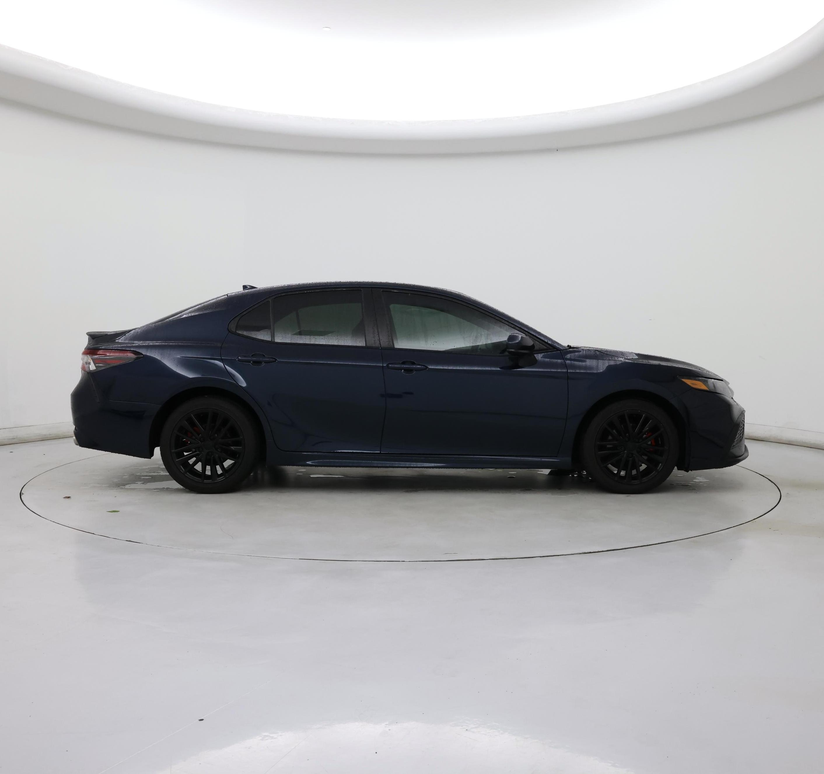 Thumbnail: 2021 Toyota Camry - 7