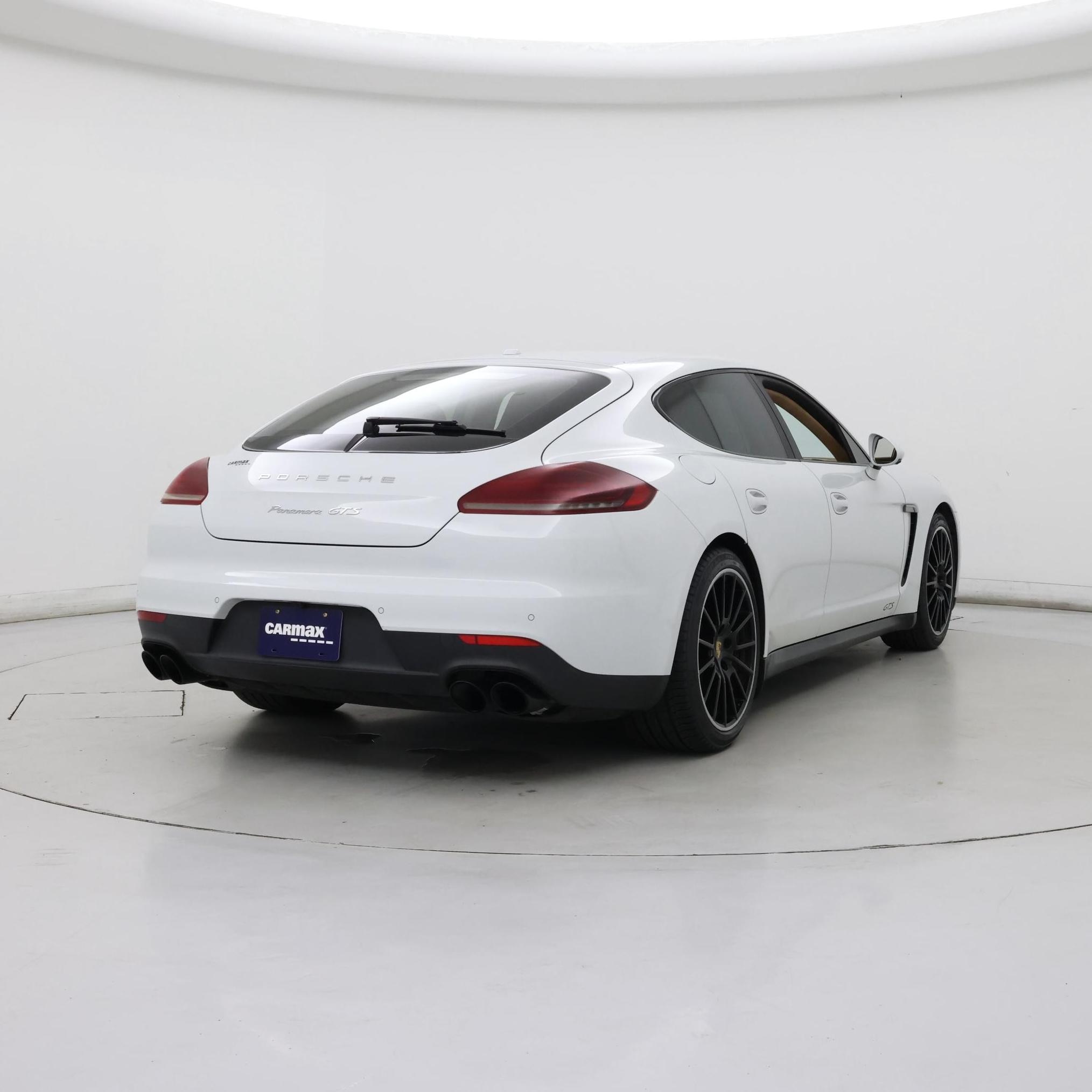 Thumbnail: 2016 Porsche Panamera - 8