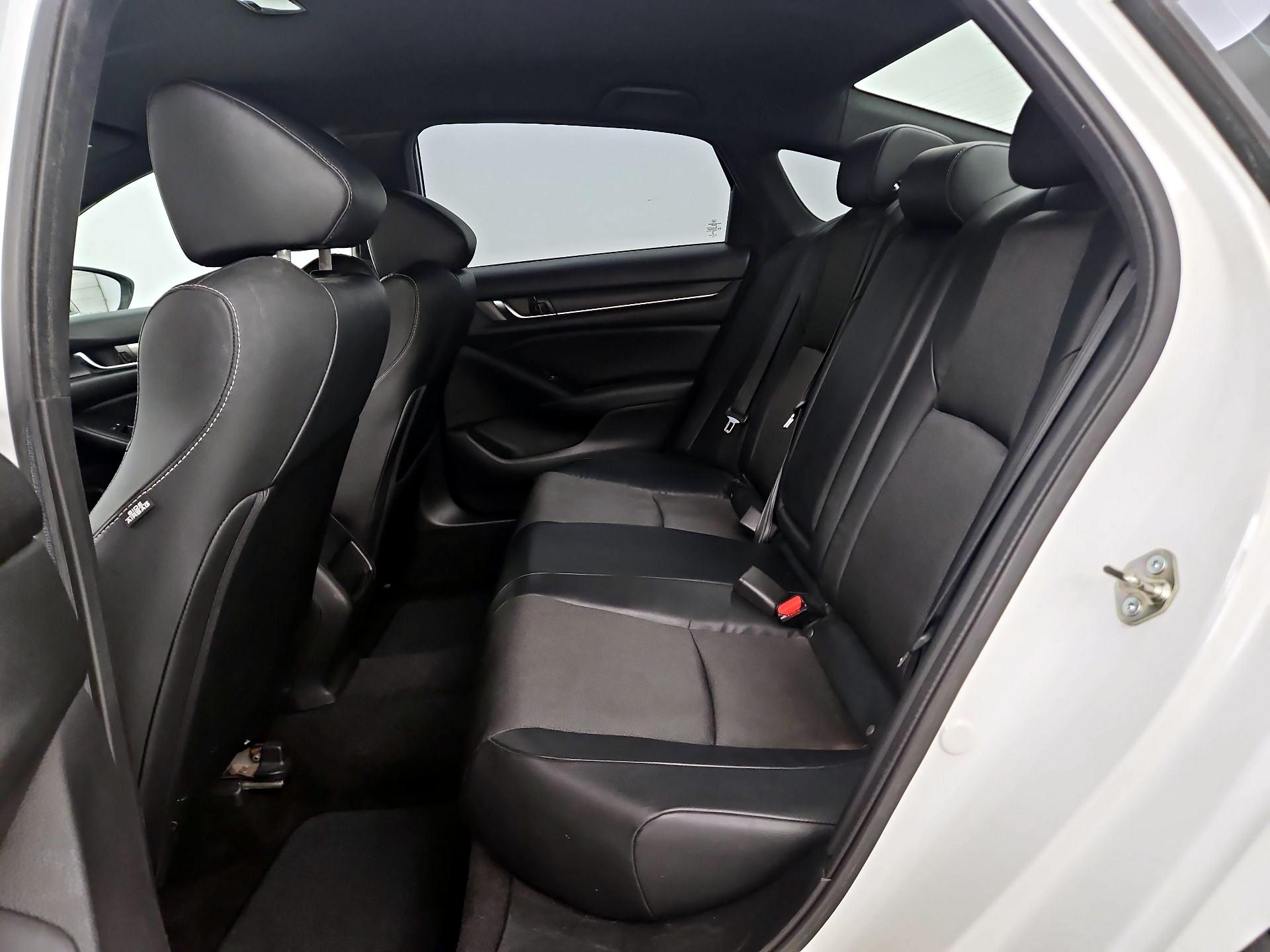 Thumbnail: 2018 Honda Accord - 19