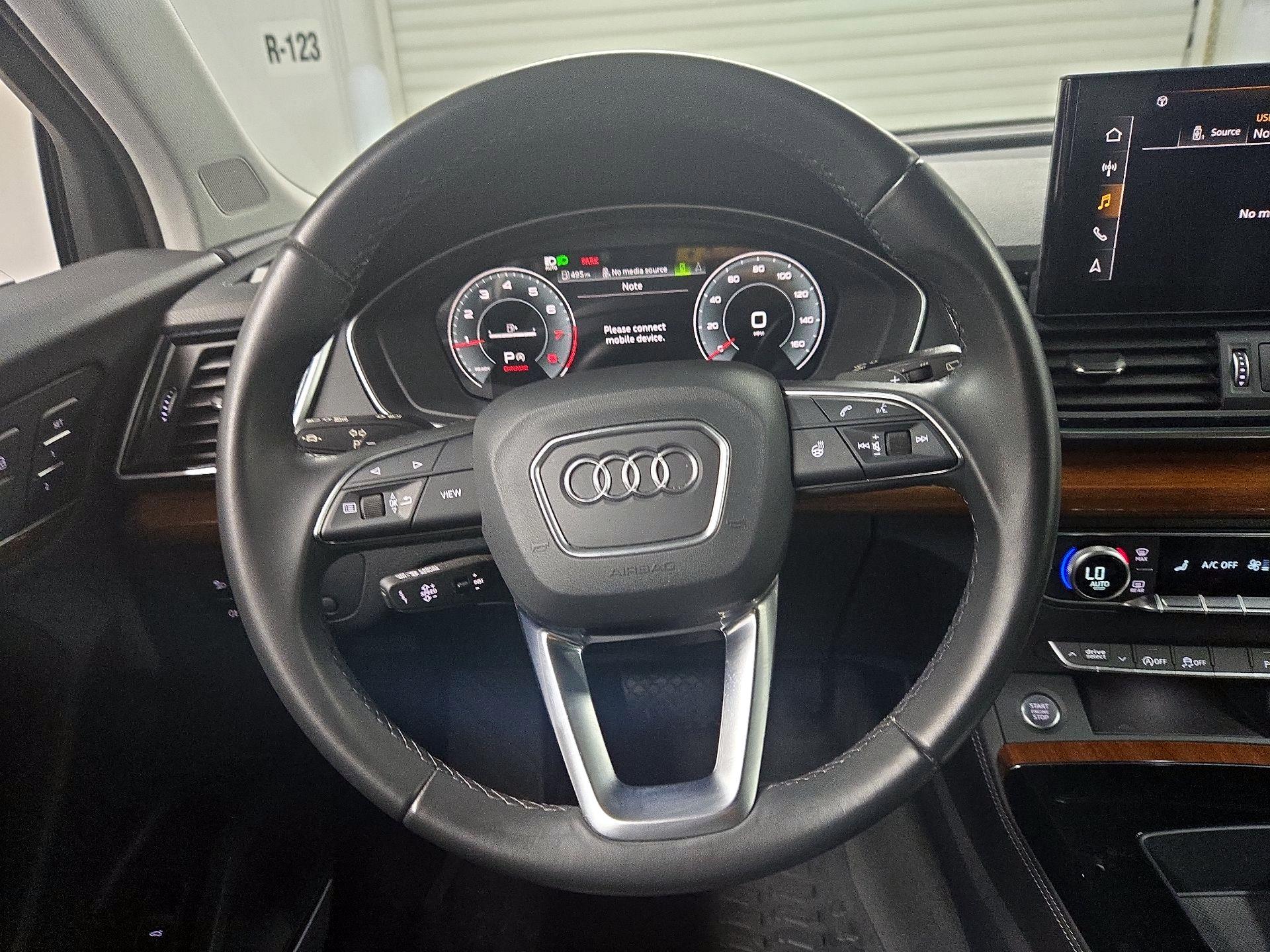 Thumbnail: 2023 Audi Q5 - 10
