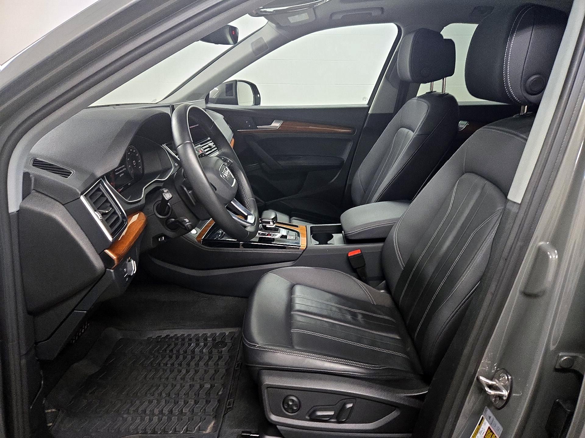 Thumbnail: 2023 Audi Q5 - 11