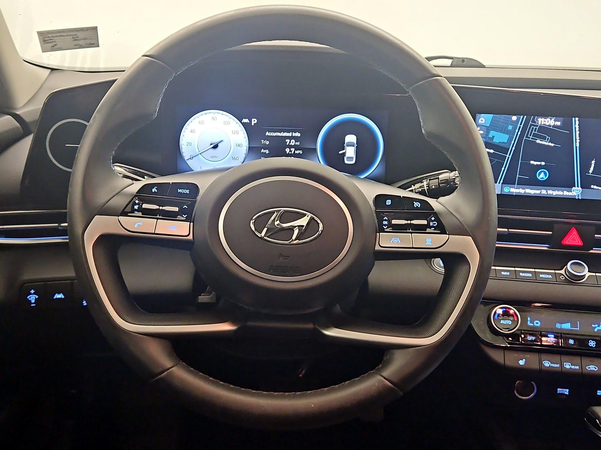 Thumbnail: 2023 Hyundai Elantra - 10