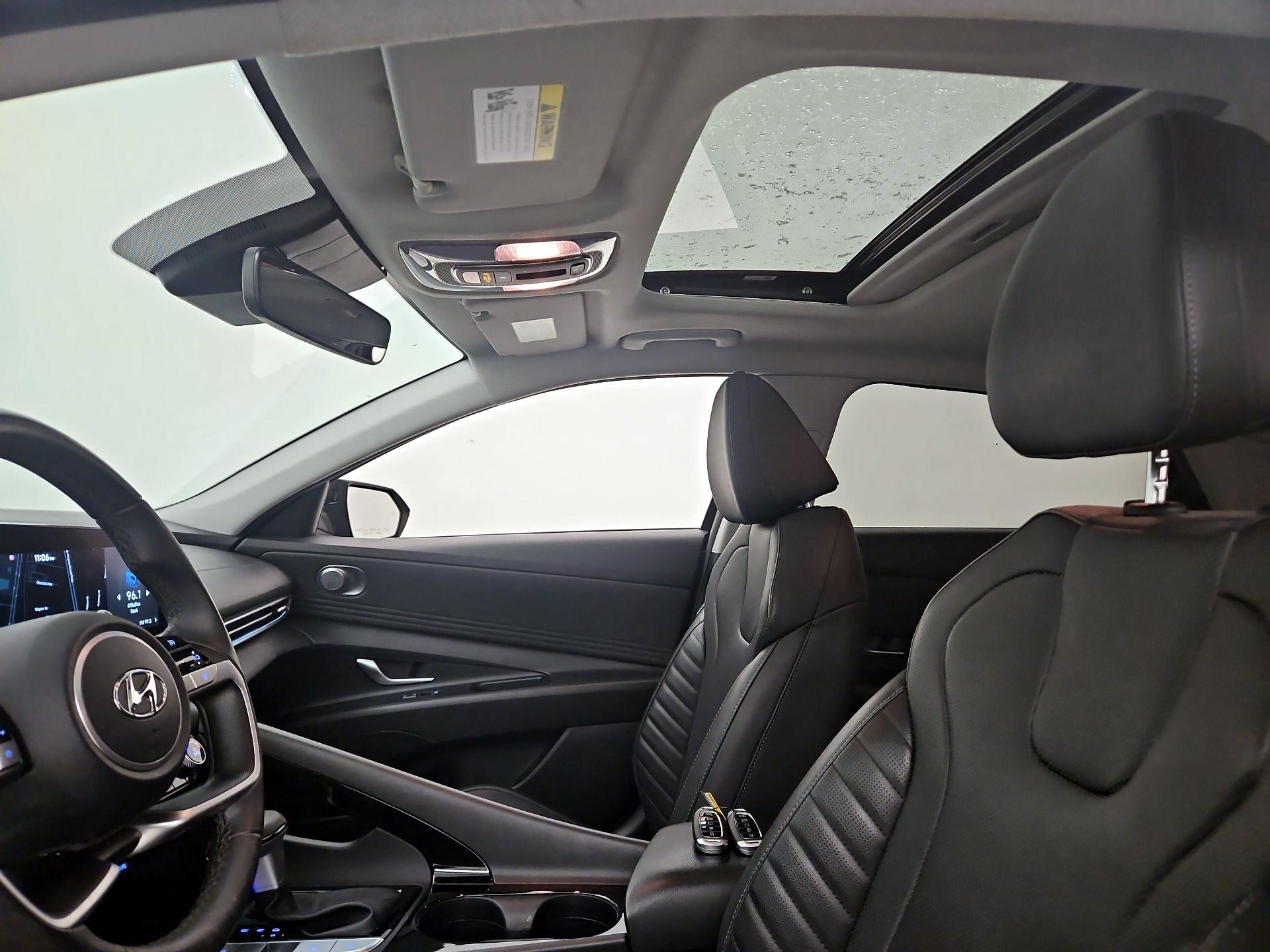 Thumbnail: 2023 Hyundai Elantra - 20