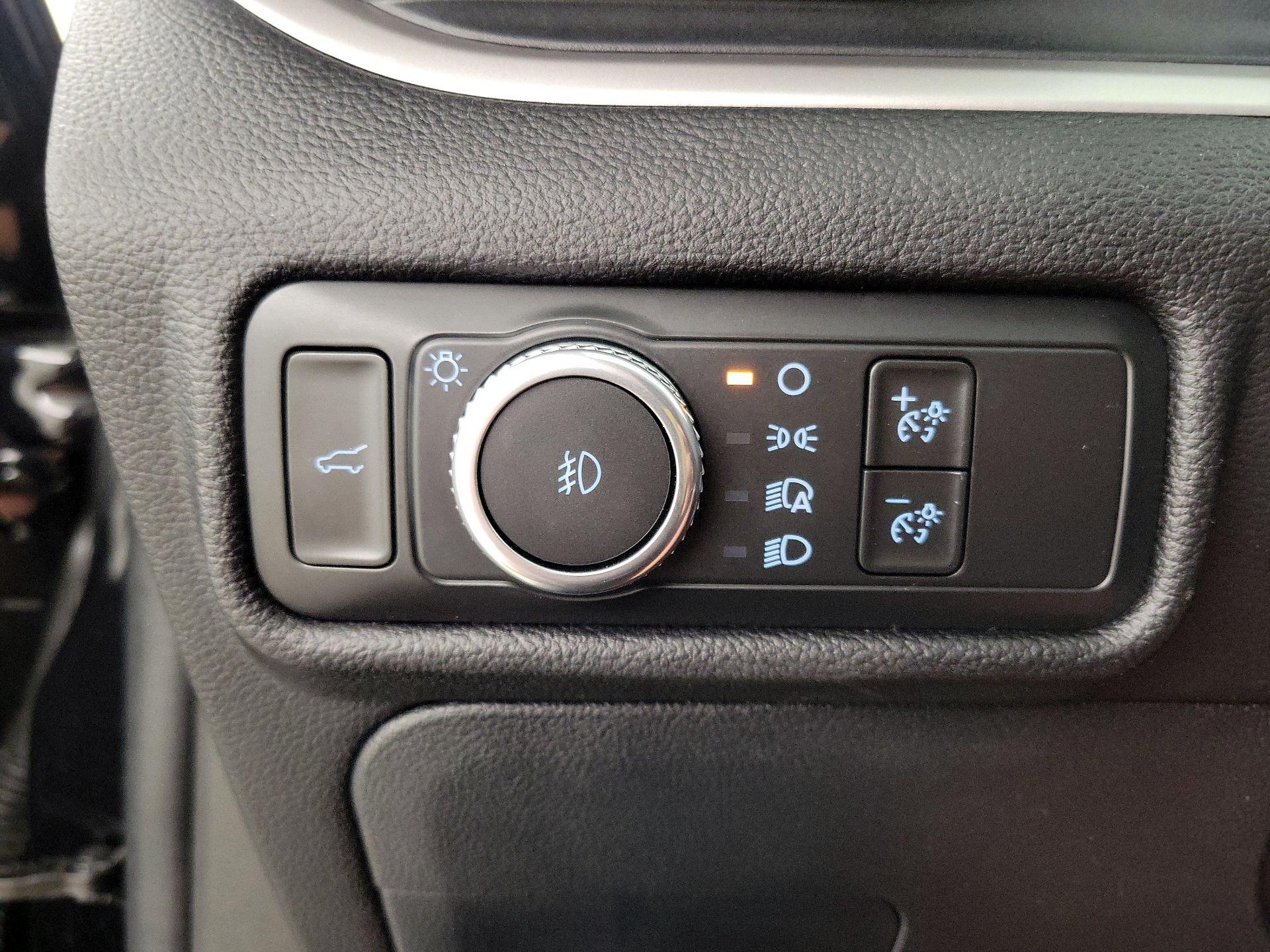 Thumbnail: 2022 Ford Explorer - 13