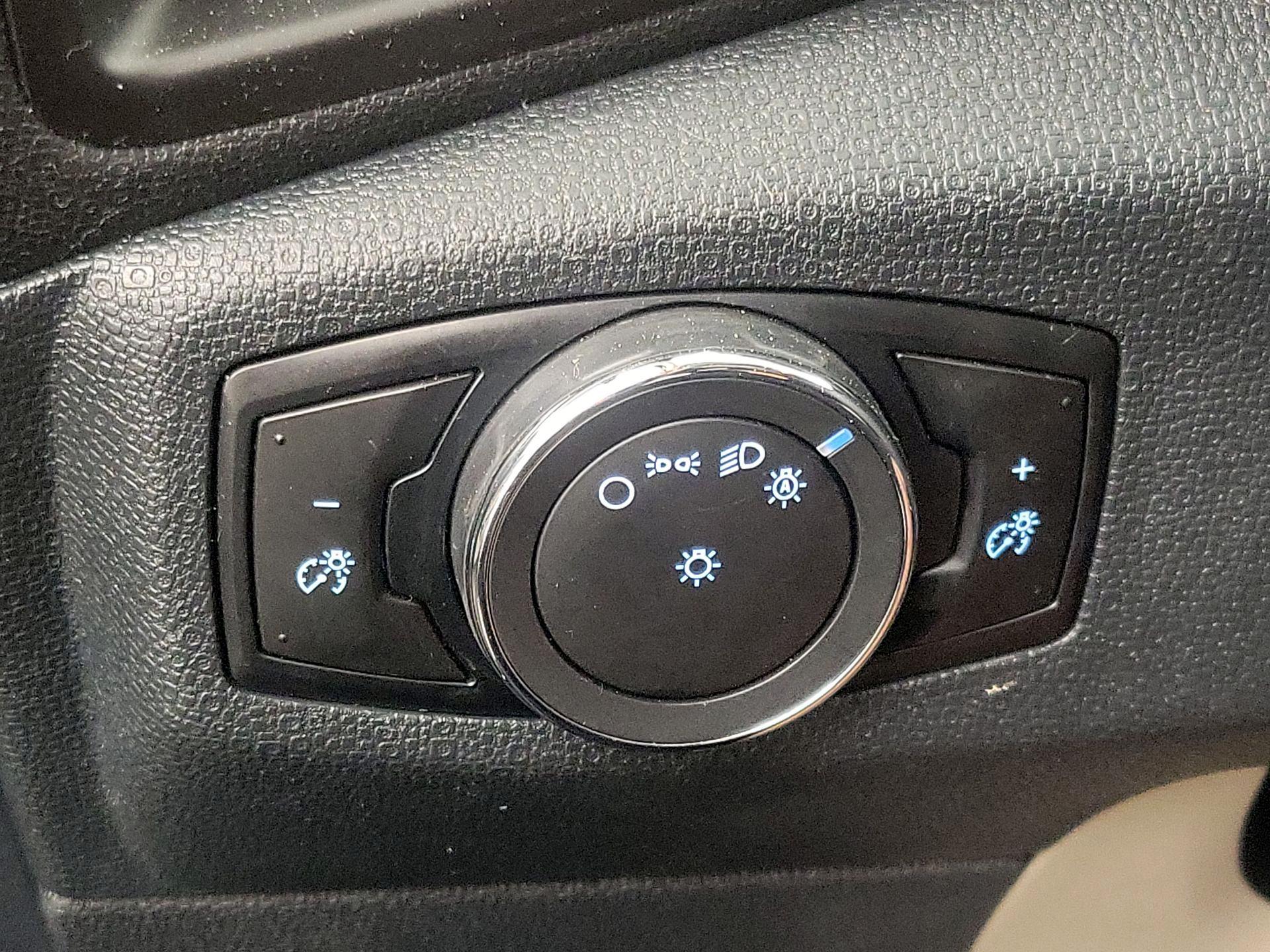 Thumbnail: 2021 Ford EcoSport - 13