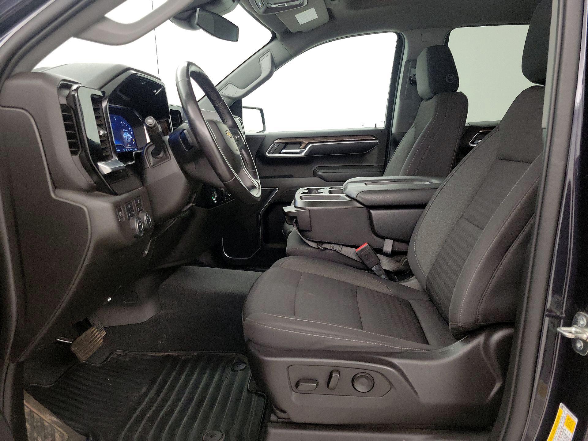 Thumbnail: 2022 Chevrolet Silverado 1500 - 11