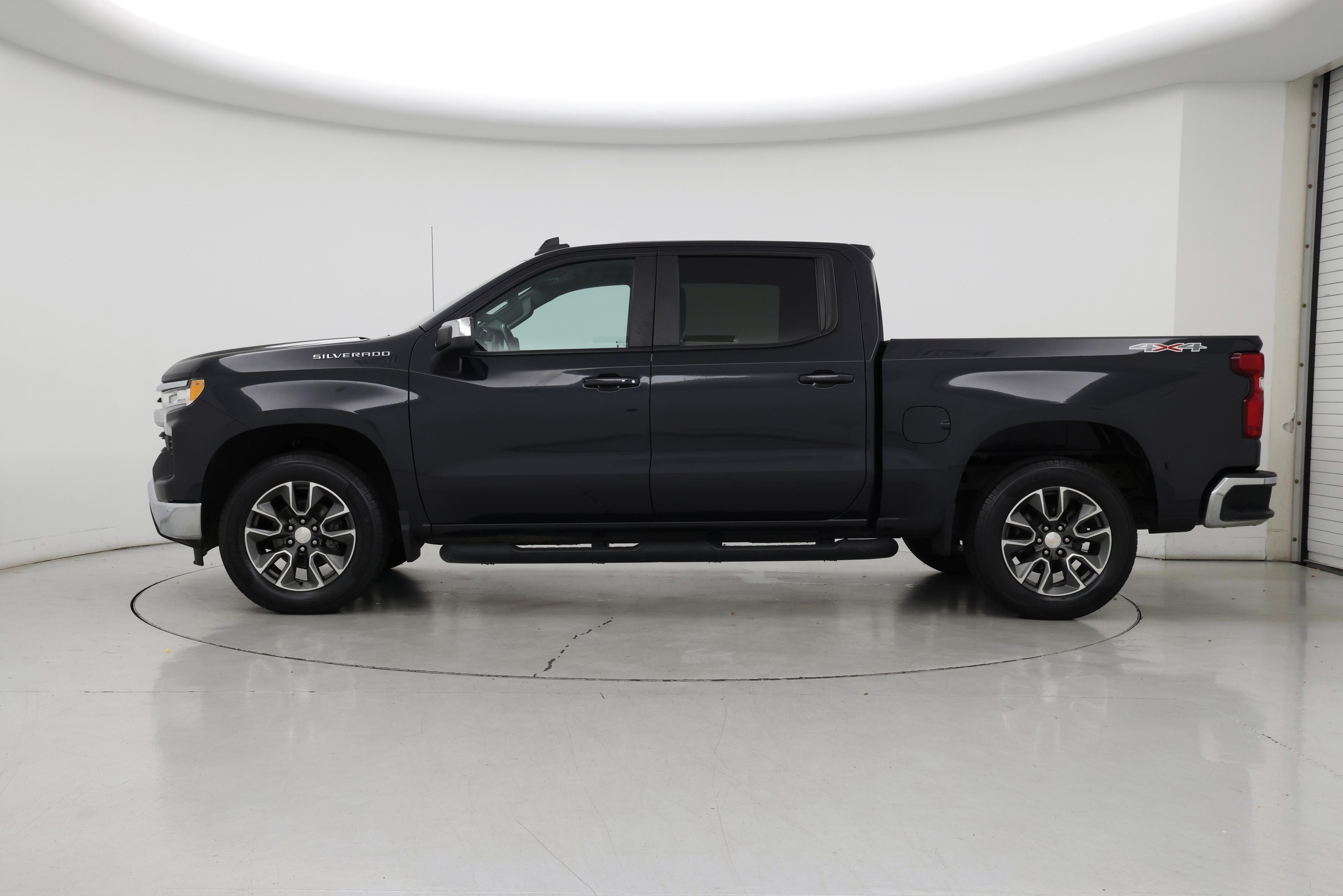 Thumbnail: 2022 Chevrolet Silverado 1500 - 3