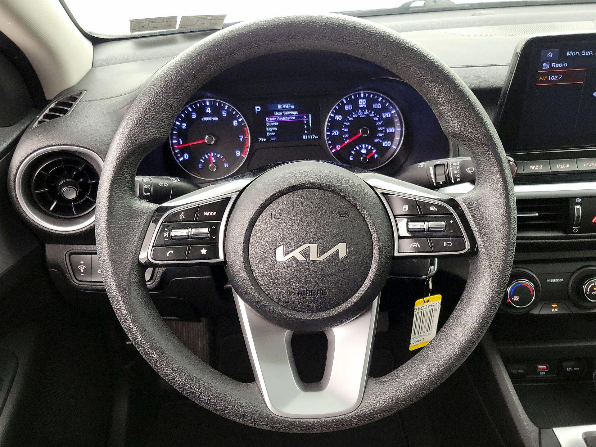 Thumbnail: 2022 Kia Forte - 10