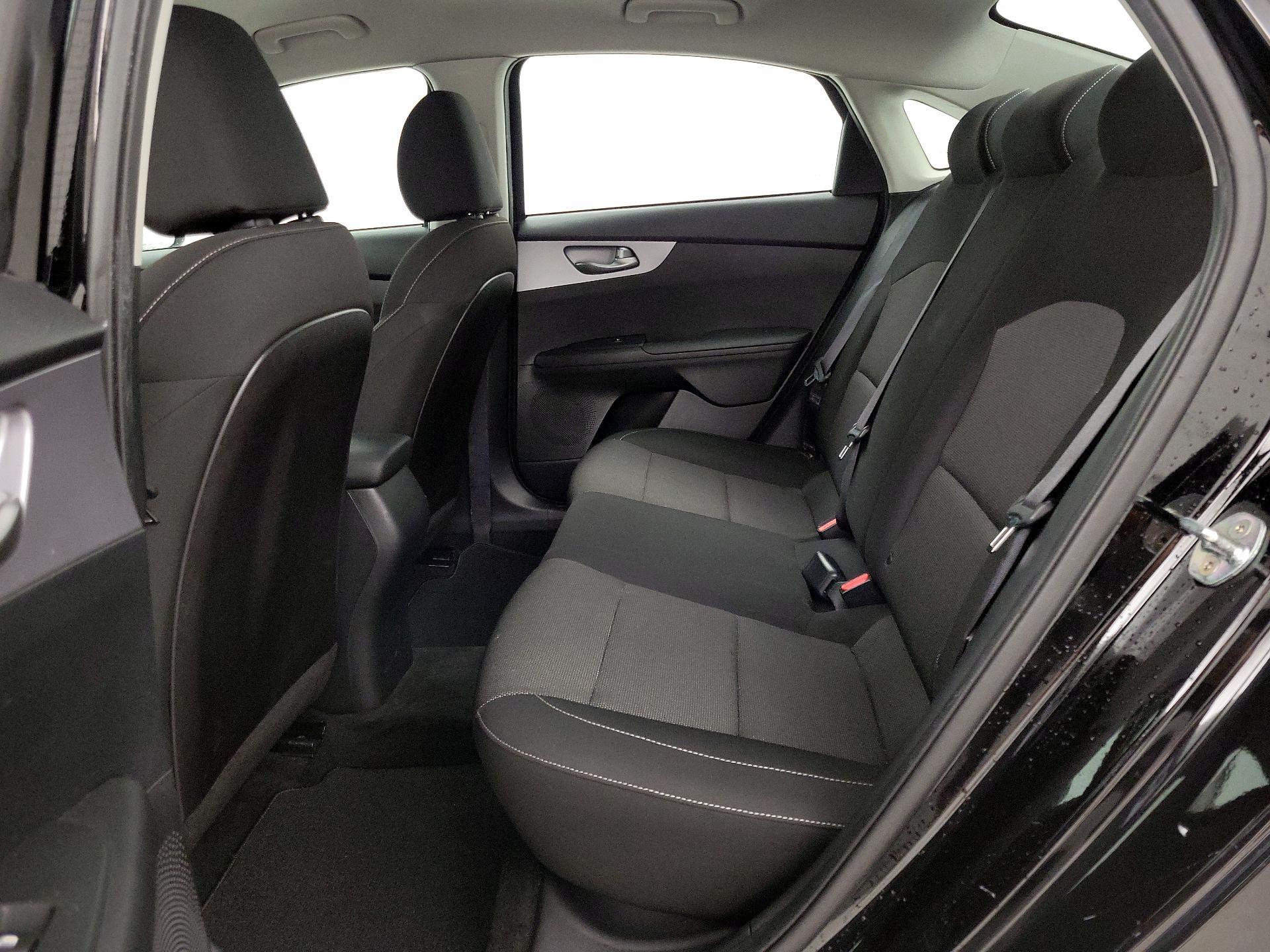 Thumbnail: 2022 Kia Forte - 19