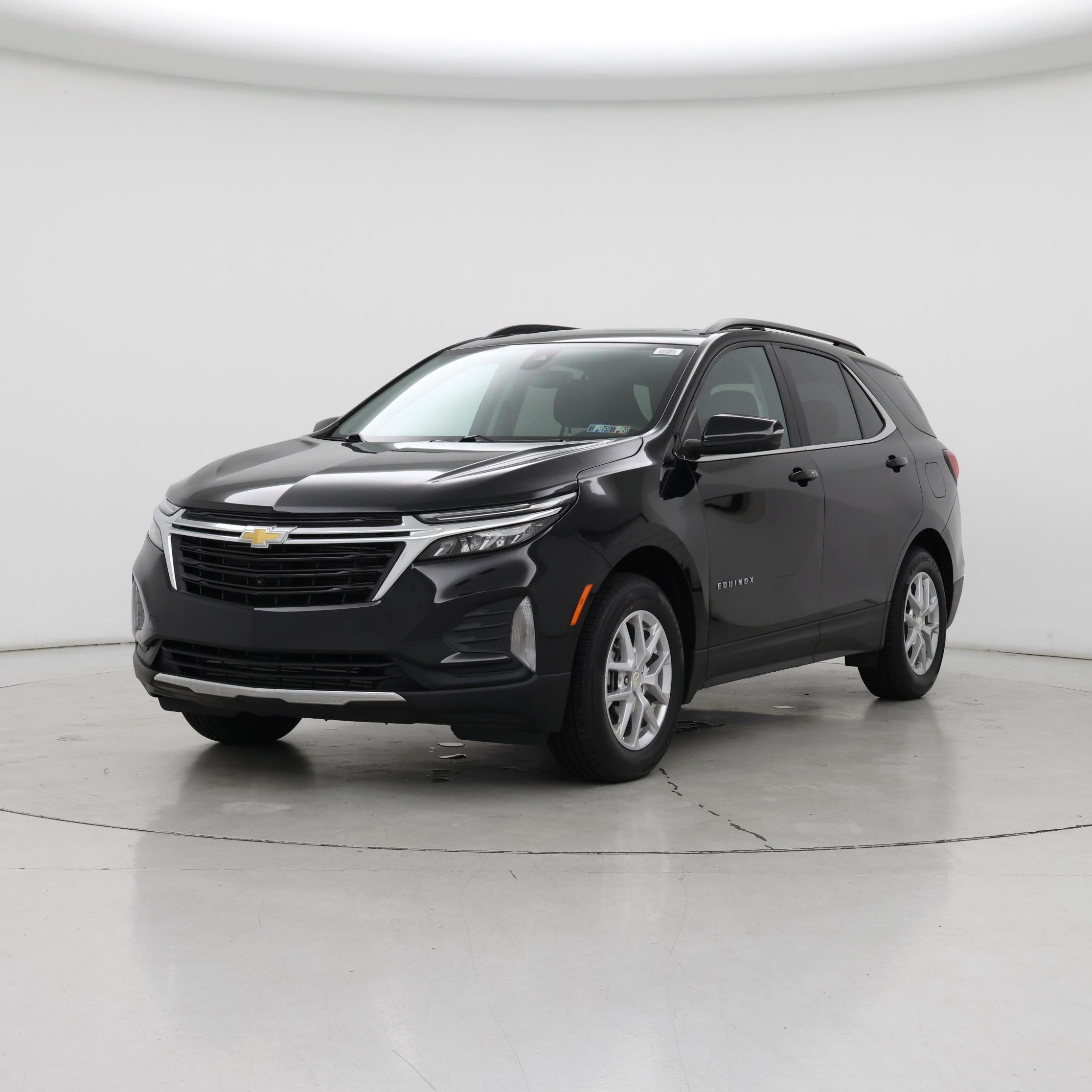 Thumbnail: 2022 Chevrolet Equinox - 4