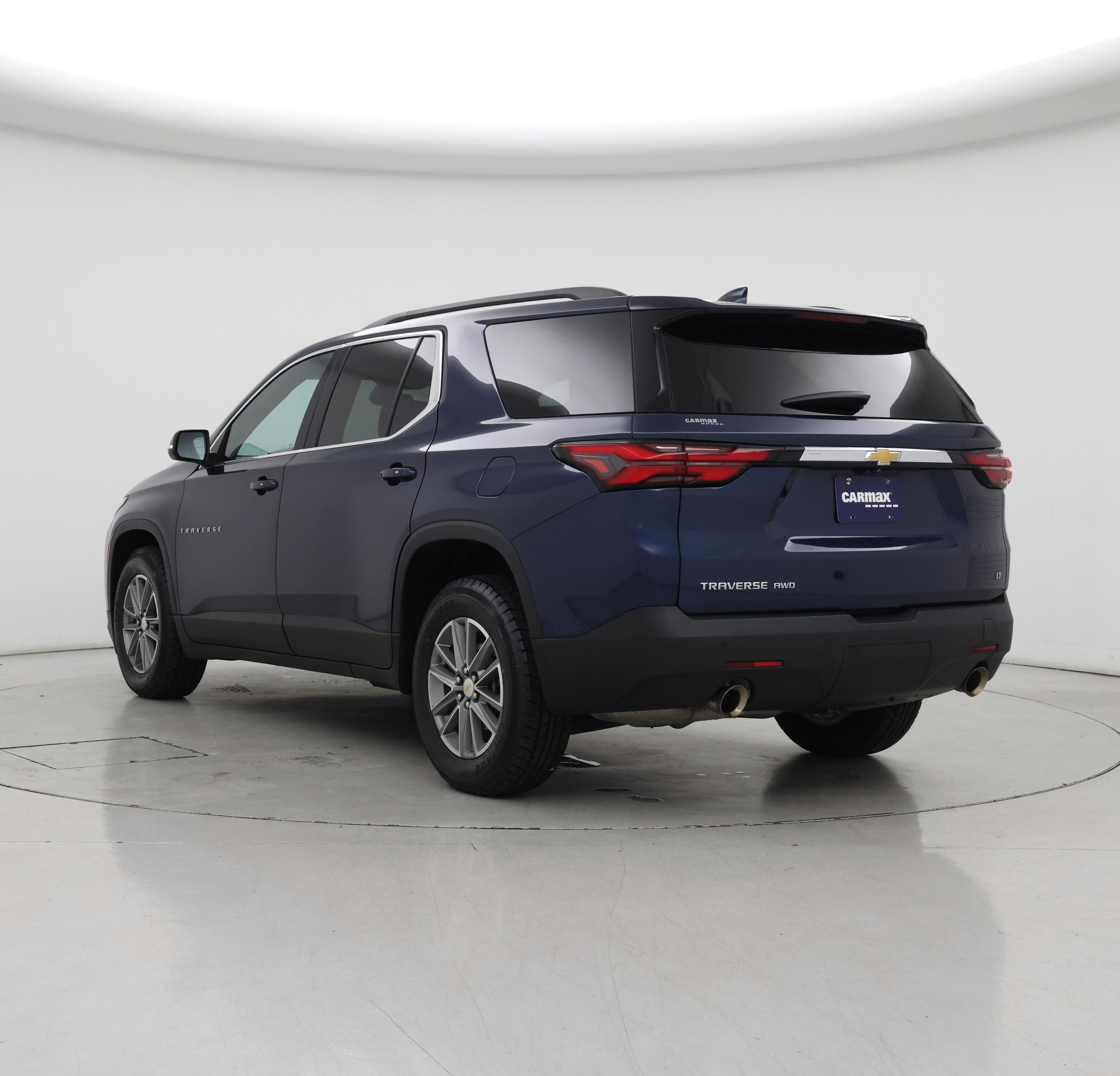 Thumbnail: 2022 Chevrolet Traverse - 2