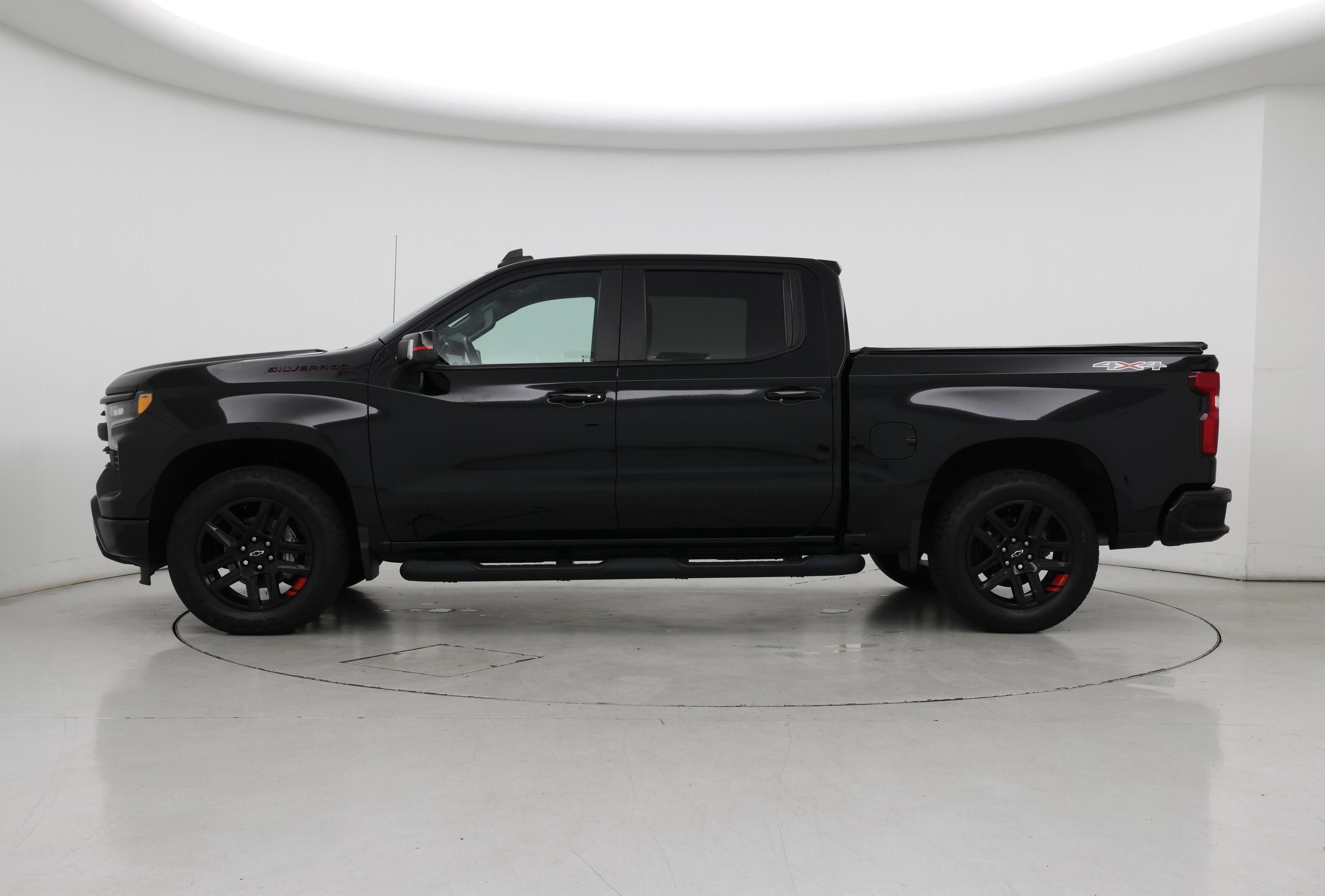 Thumbnail: 2022 Chevrolet Silverado 1500 - 3