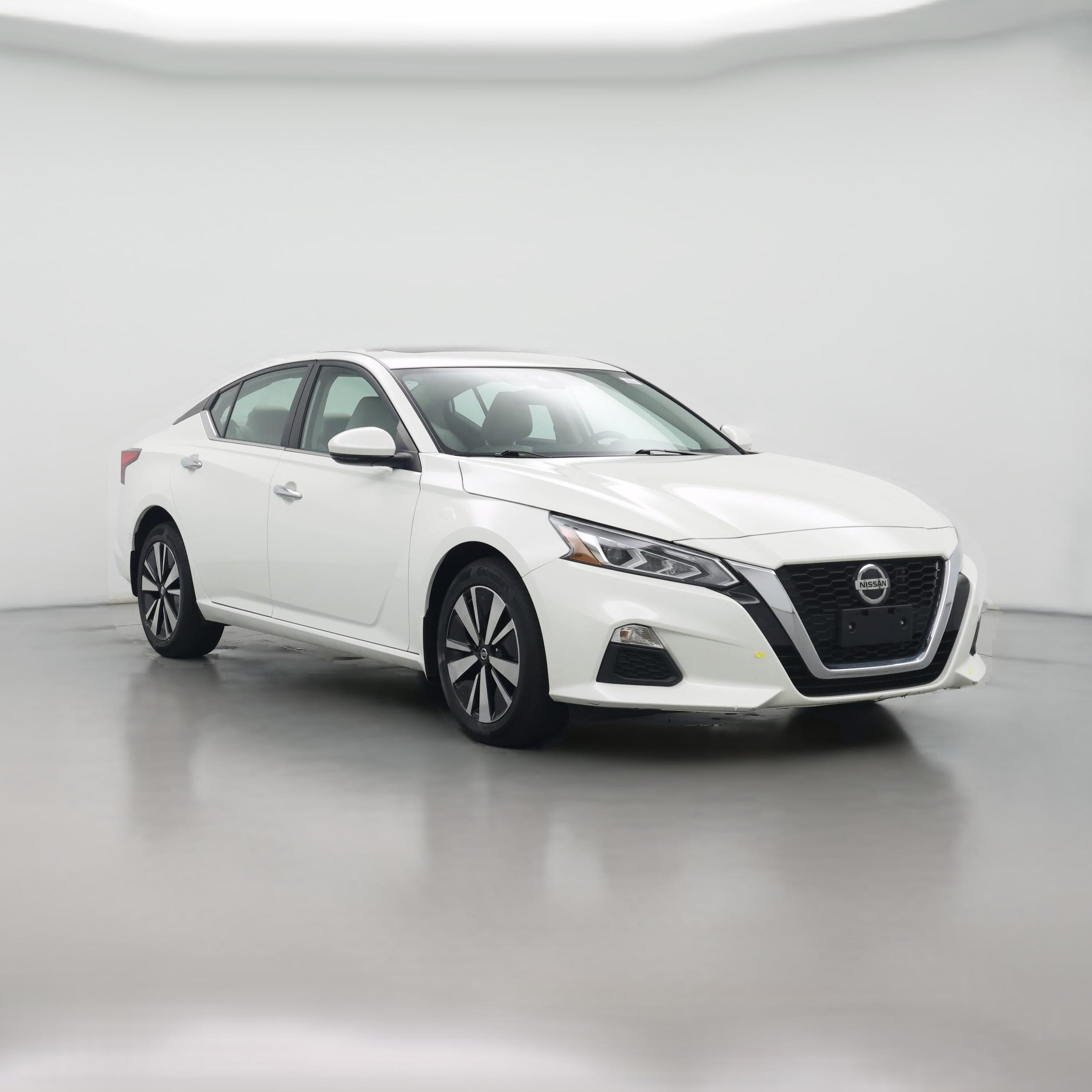 Thumbnail: 2022 Nissan Altima - 1