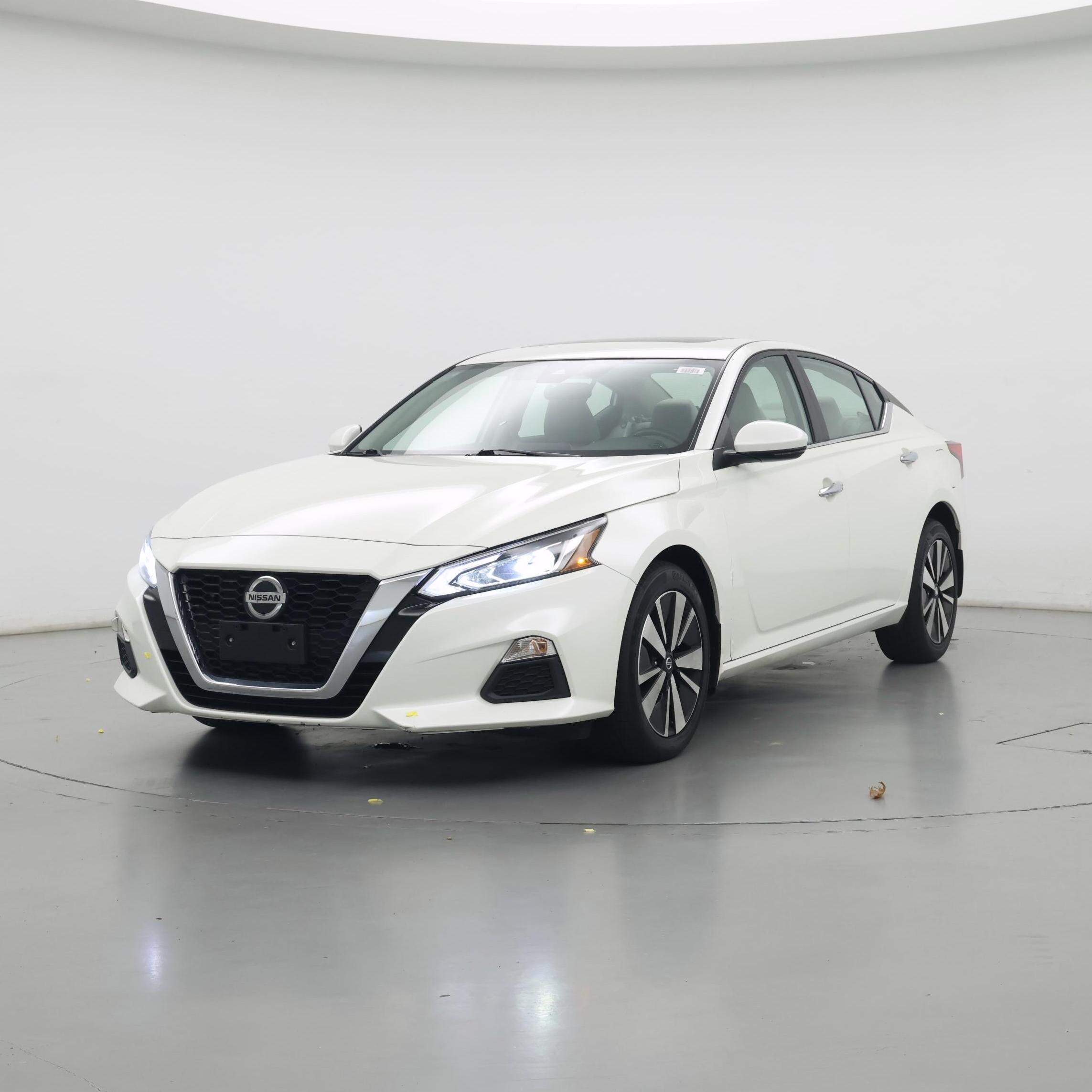 Thumbnail: 2022 Nissan Altima - 4