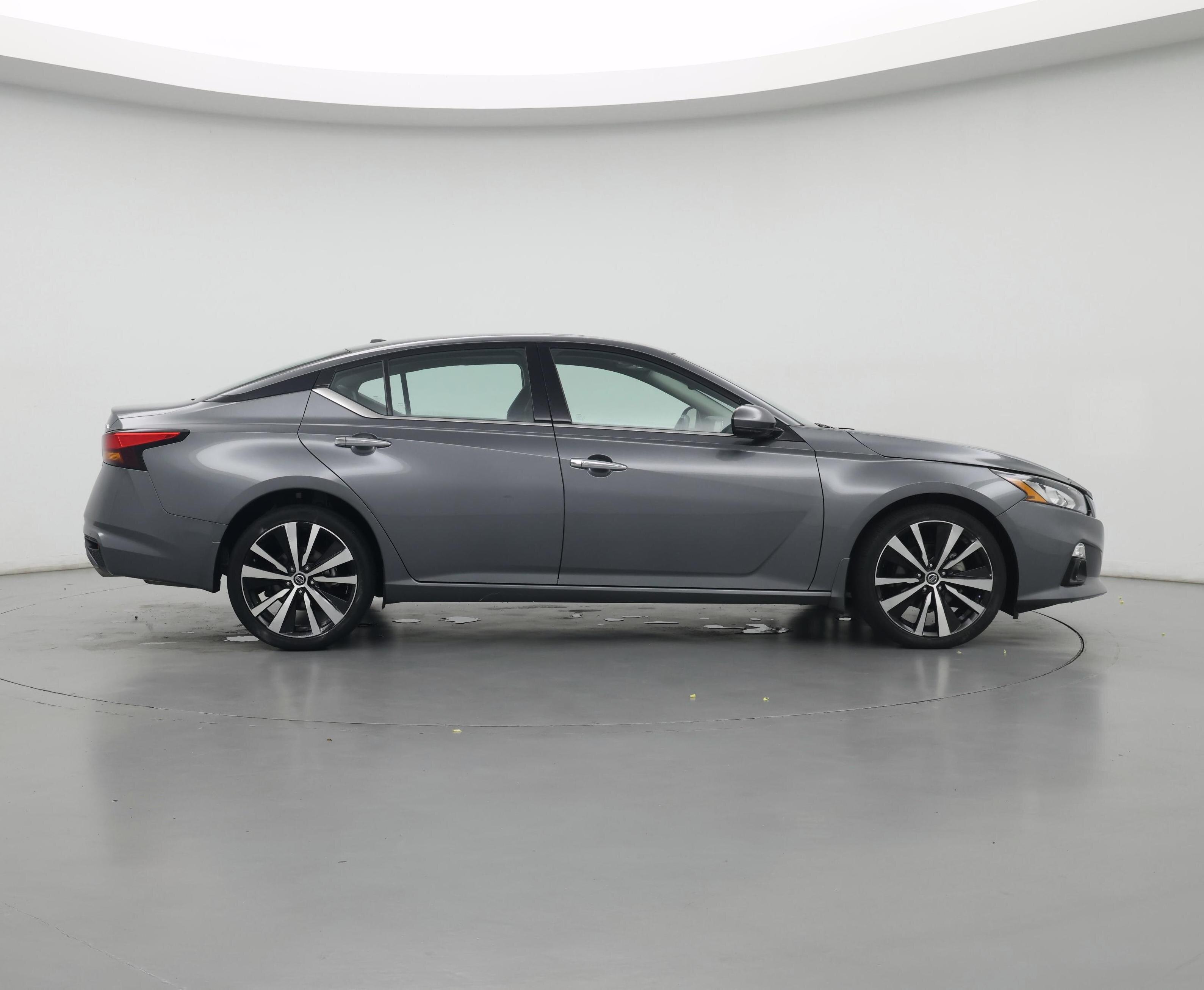 Thumbnail: 2021 Nissan Altima - 7