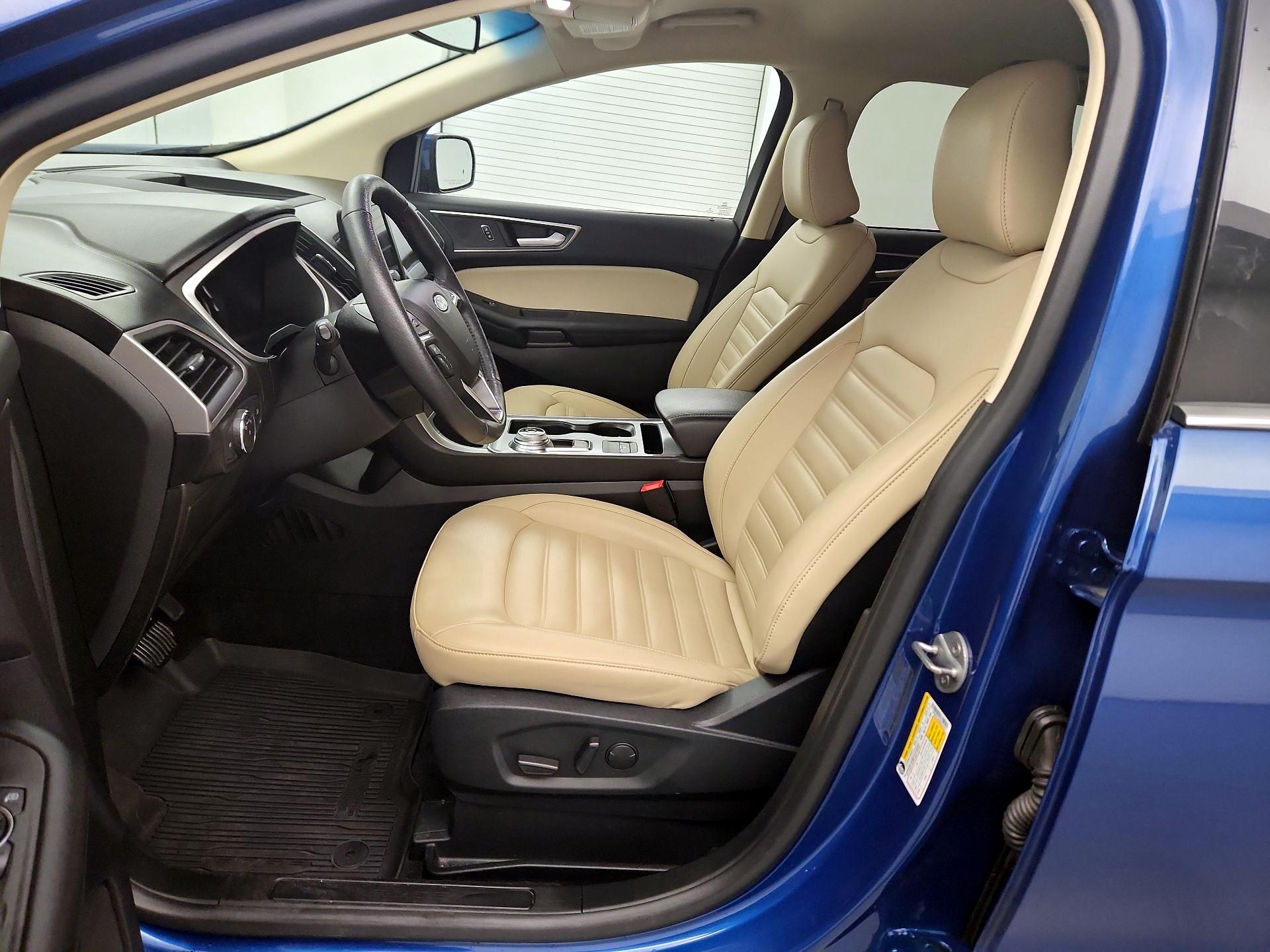 Thumbnail: 2021 Ford Edge - 11