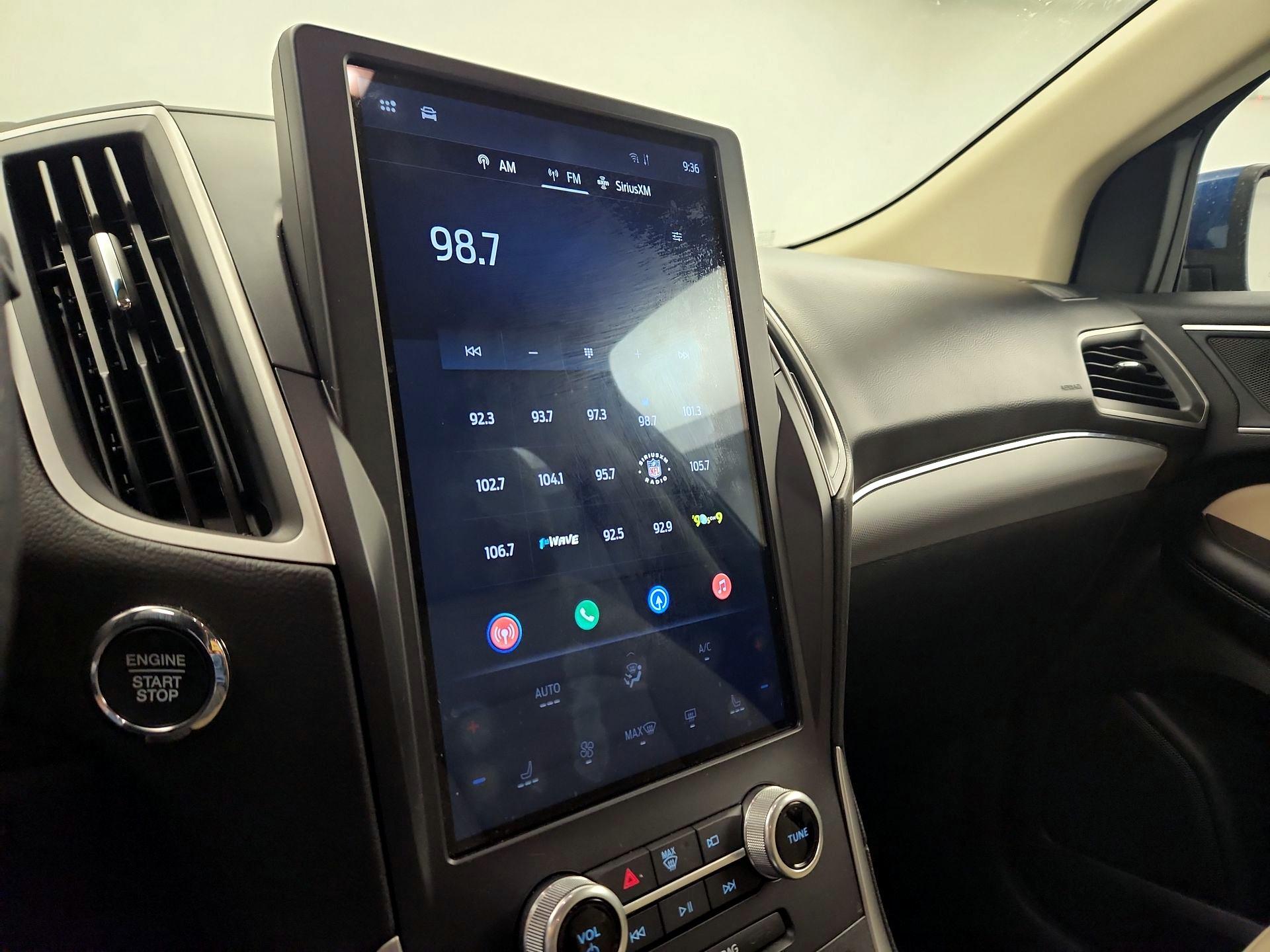Thumbnail: 2021 Ford Edge - 15