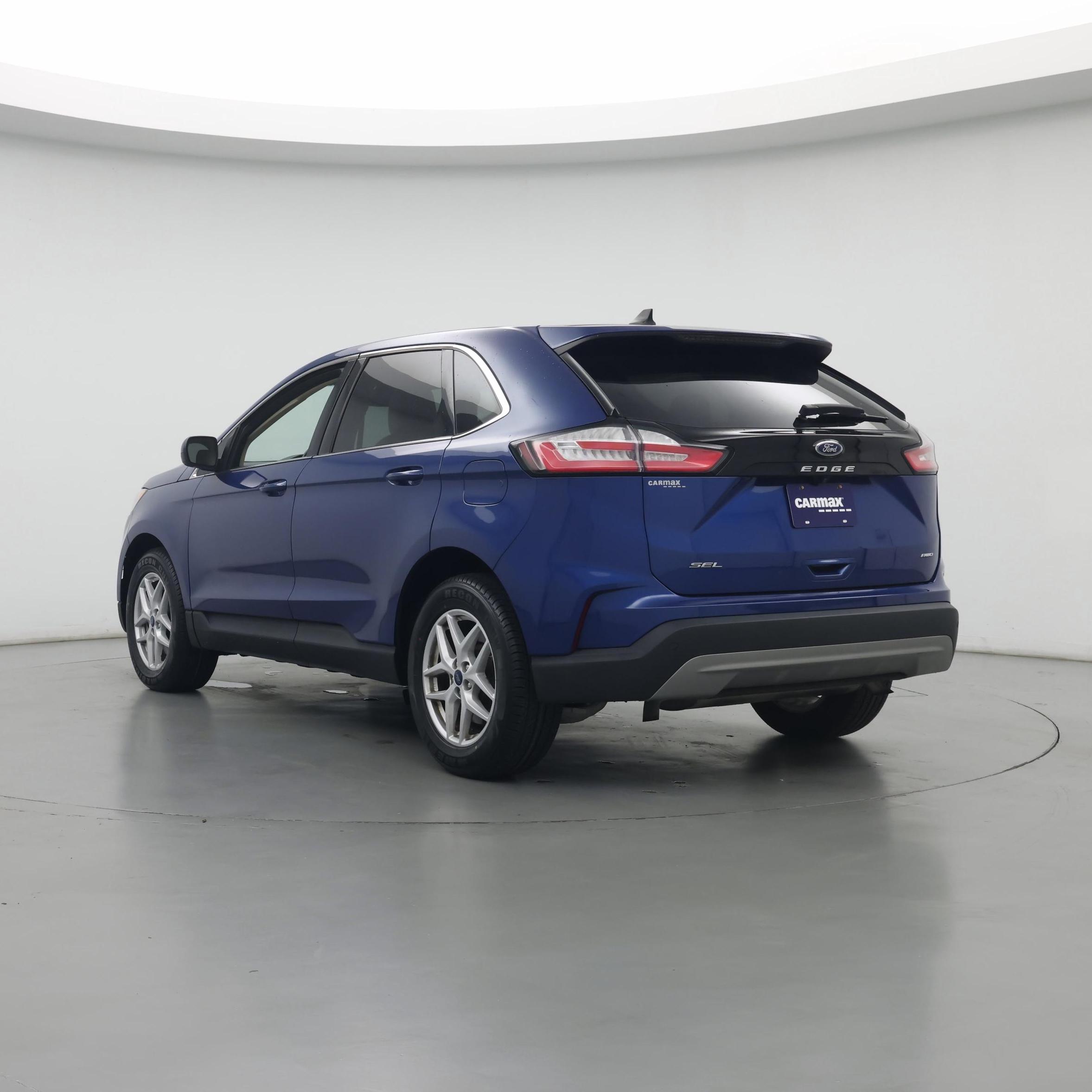 Thumbnail: 2021 Ford Edge - 2