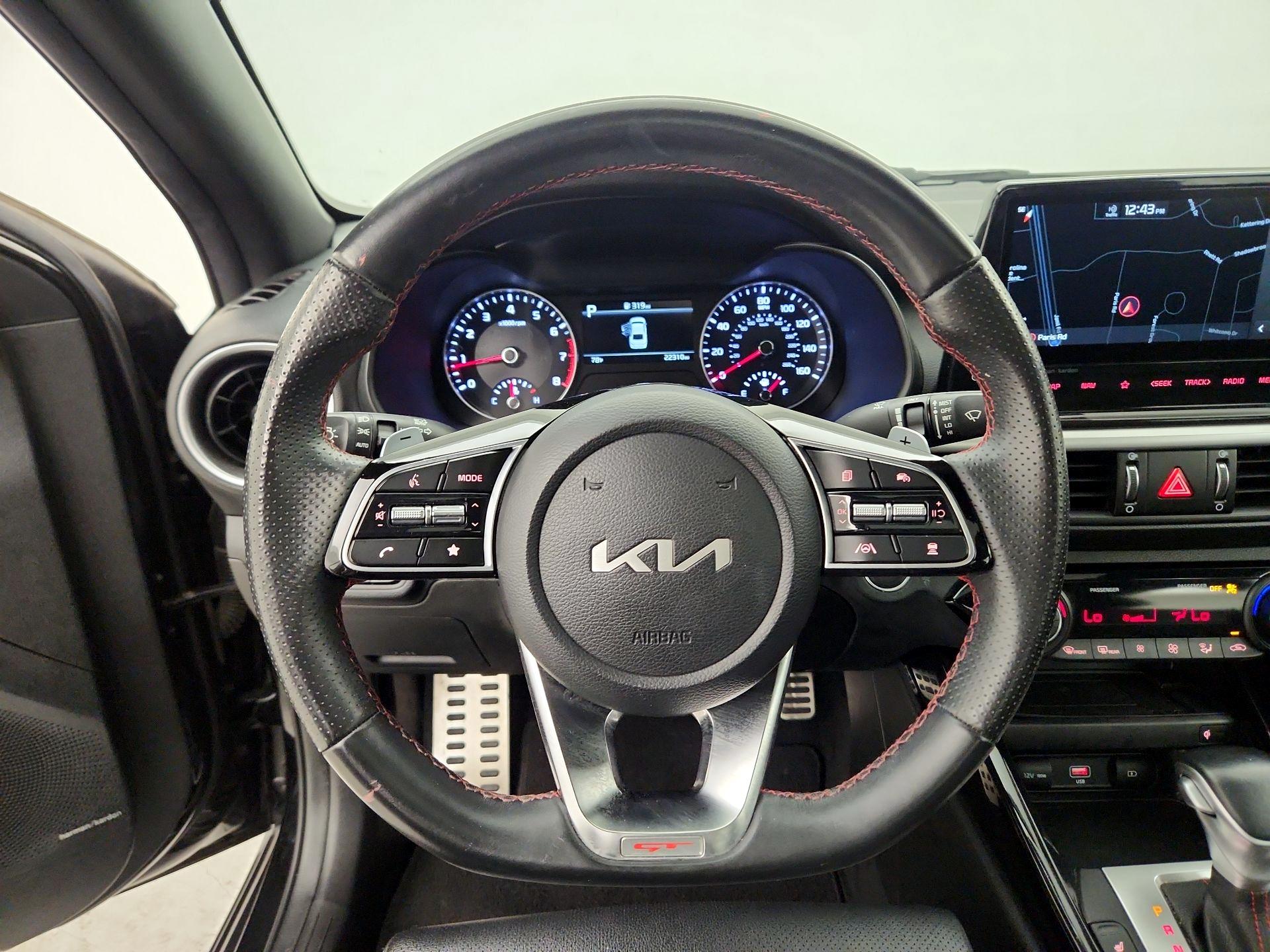 Thumbnail: 2022 Kia Forte - 10