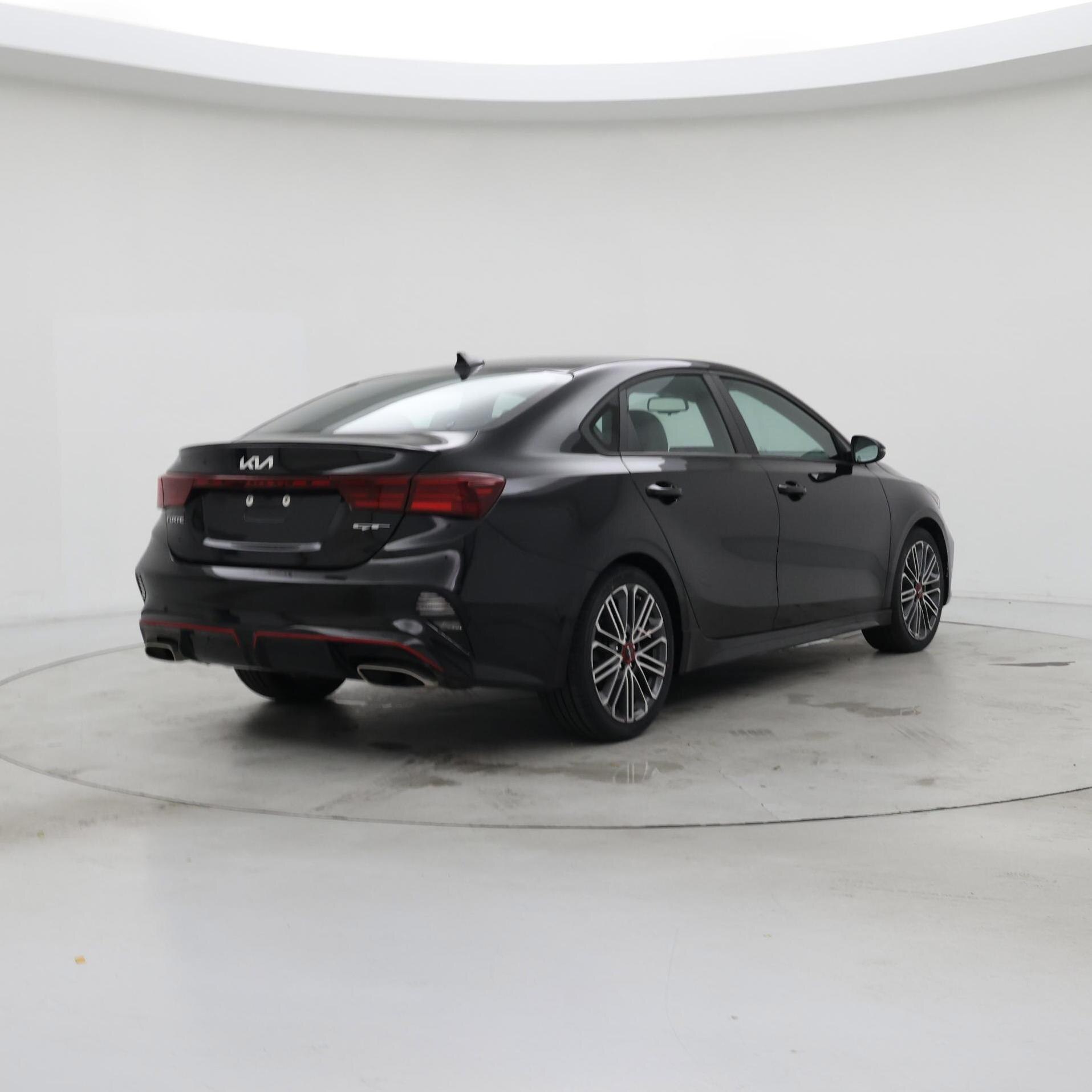 Thumbnail: 2022 Kia Forte - 8