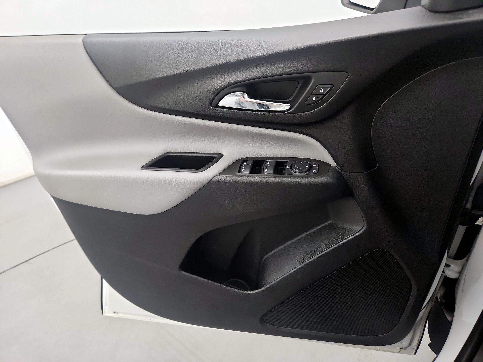 Thumbnail: 2021 Chevrolet Equinox - 12