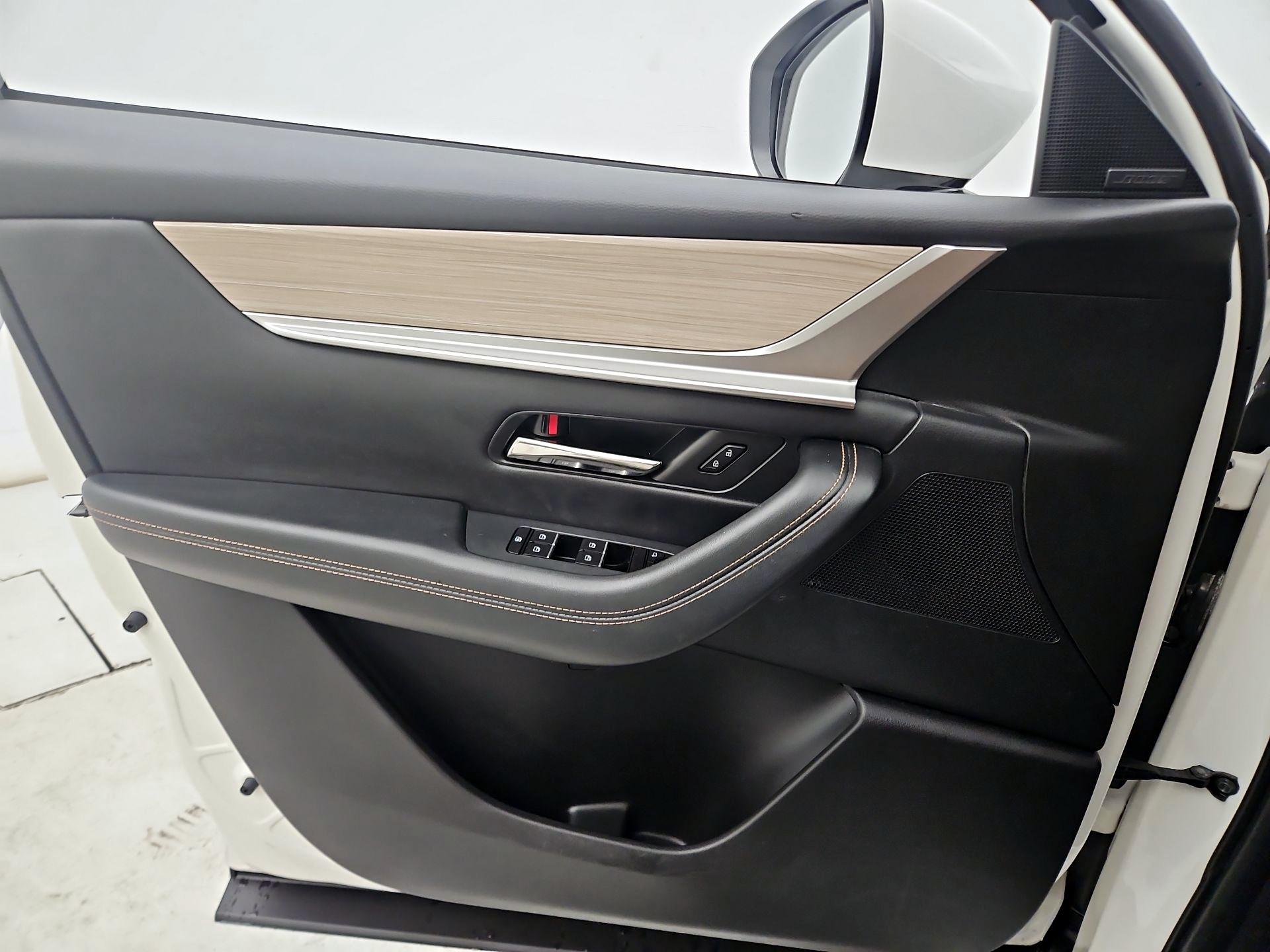Thumbnail: 2024 Mazda CX-90 - 12