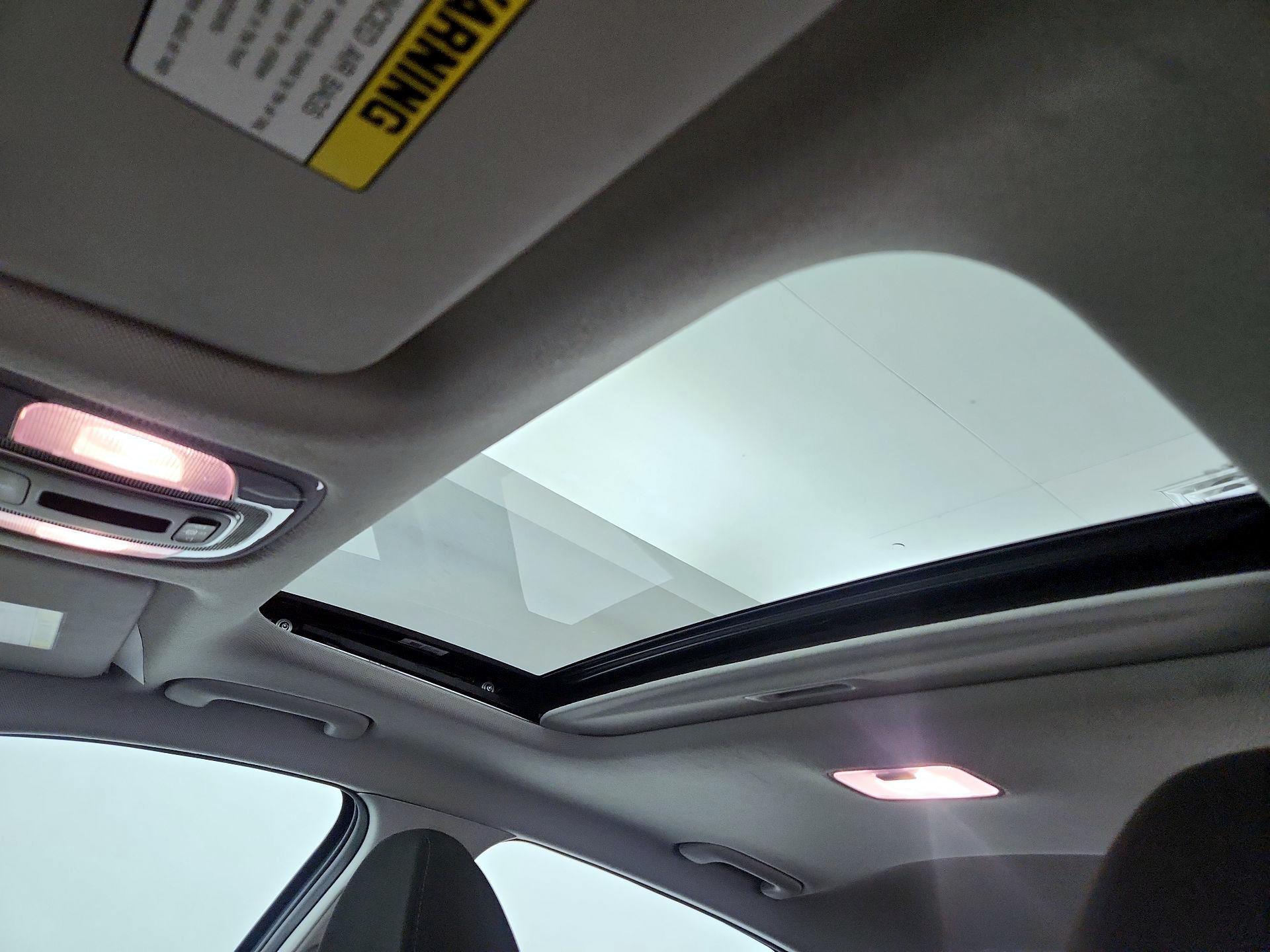 Thumbnail: 2022 Hyundai Elantra - 19