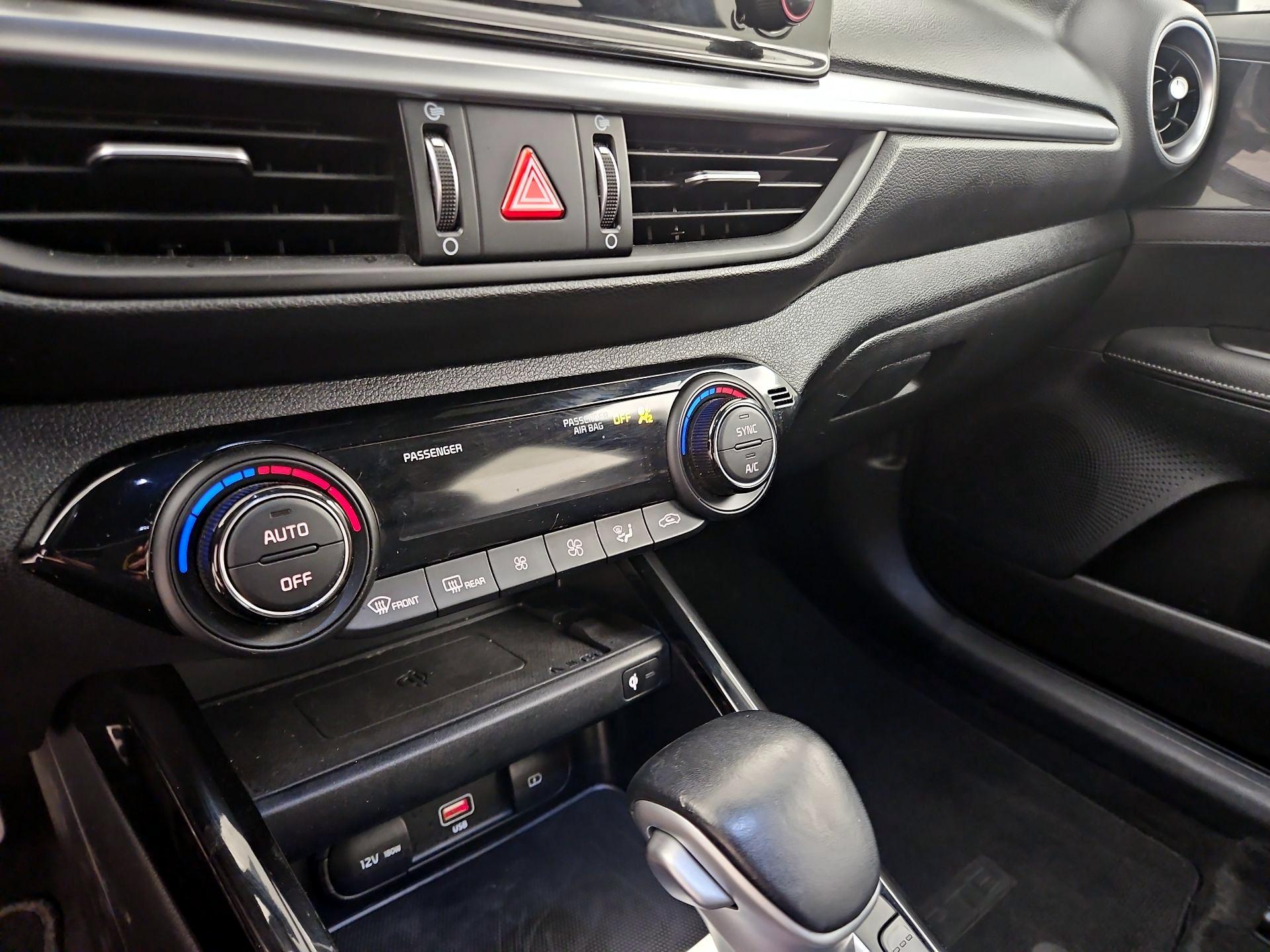 Thumbnail: 2023 Kia Forte - 16