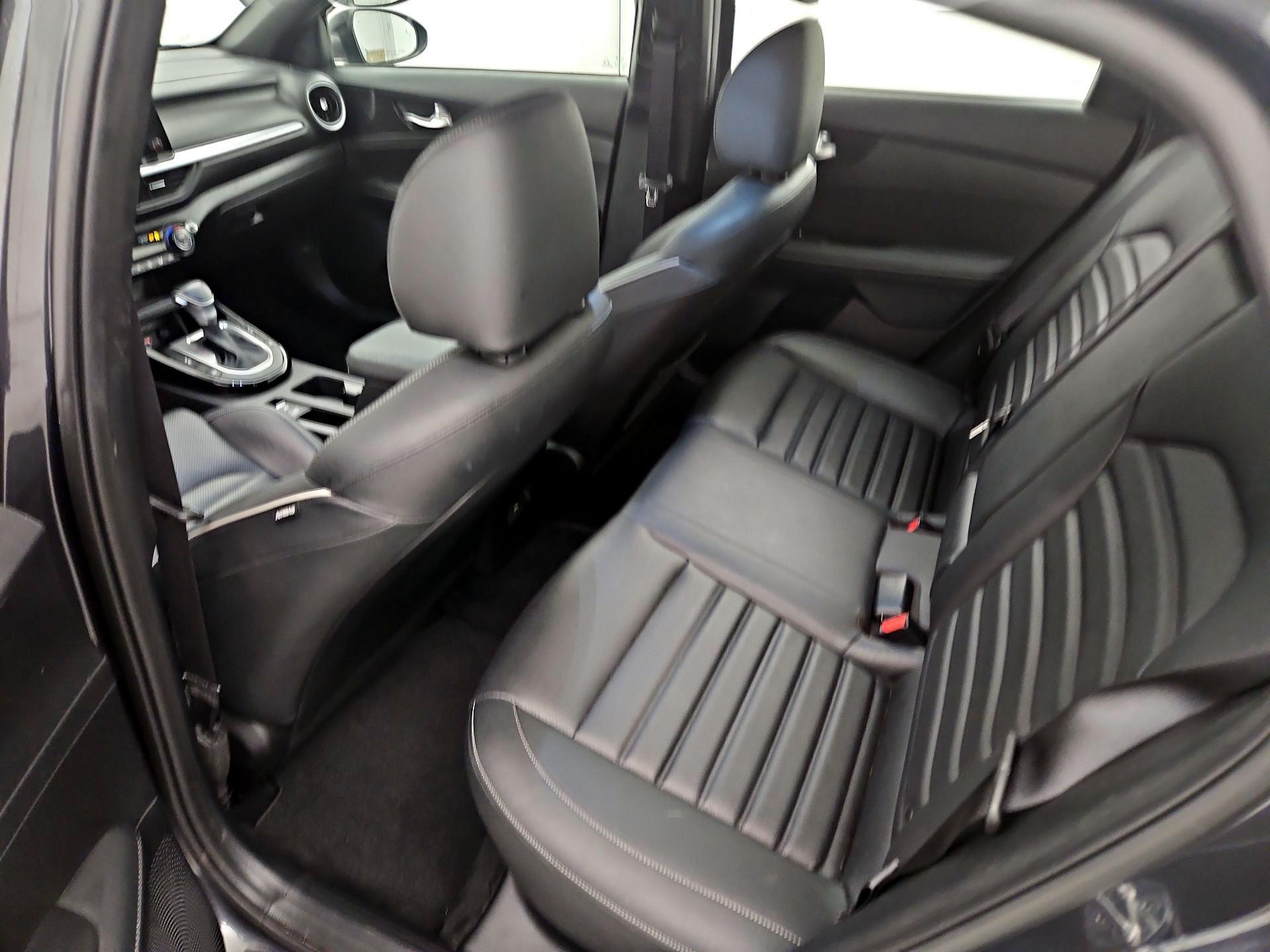 Thumbnail: 2023 Kia Forte - 19
