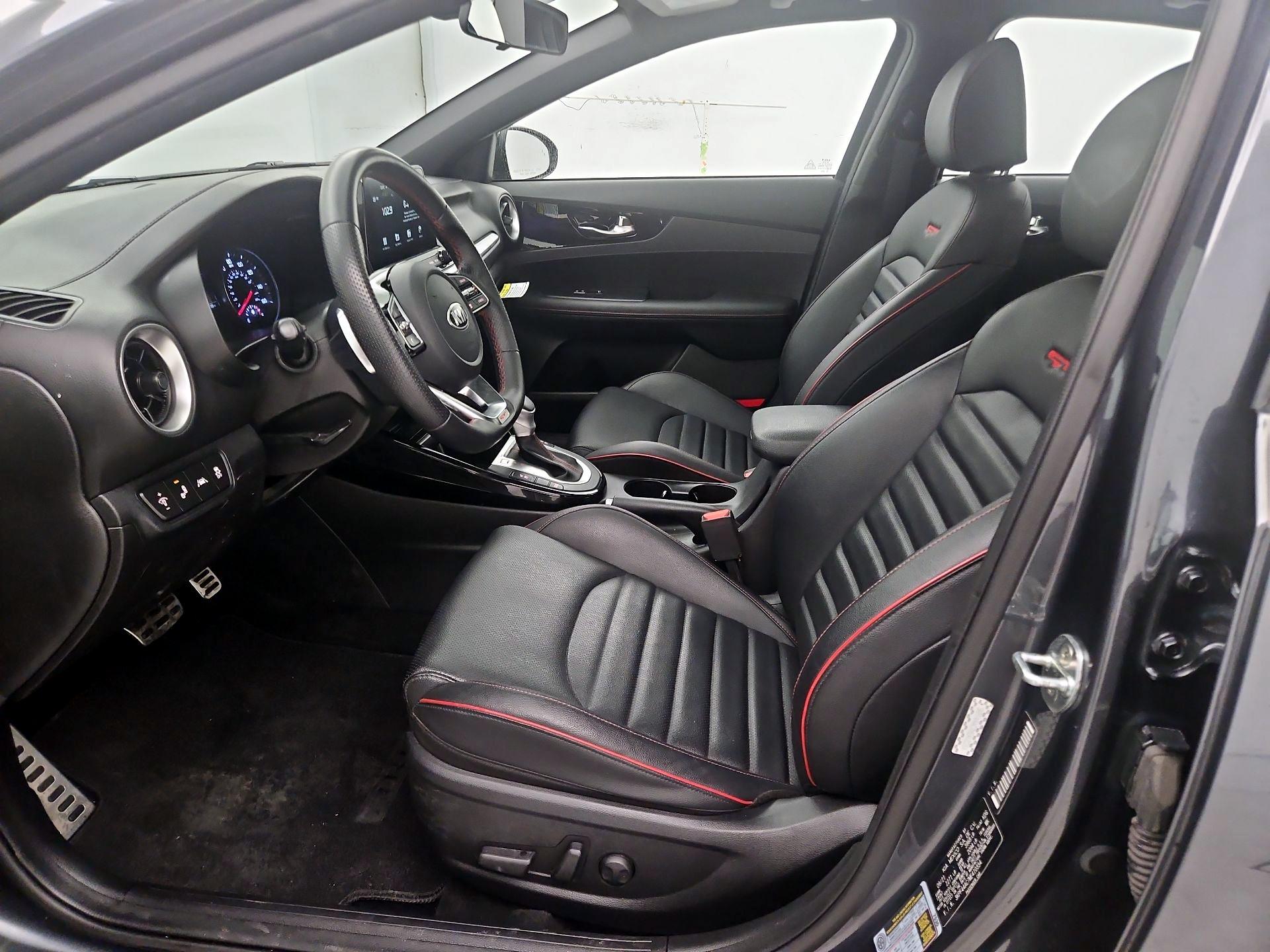 Thumbnail: 2021 Kia Forte - 11